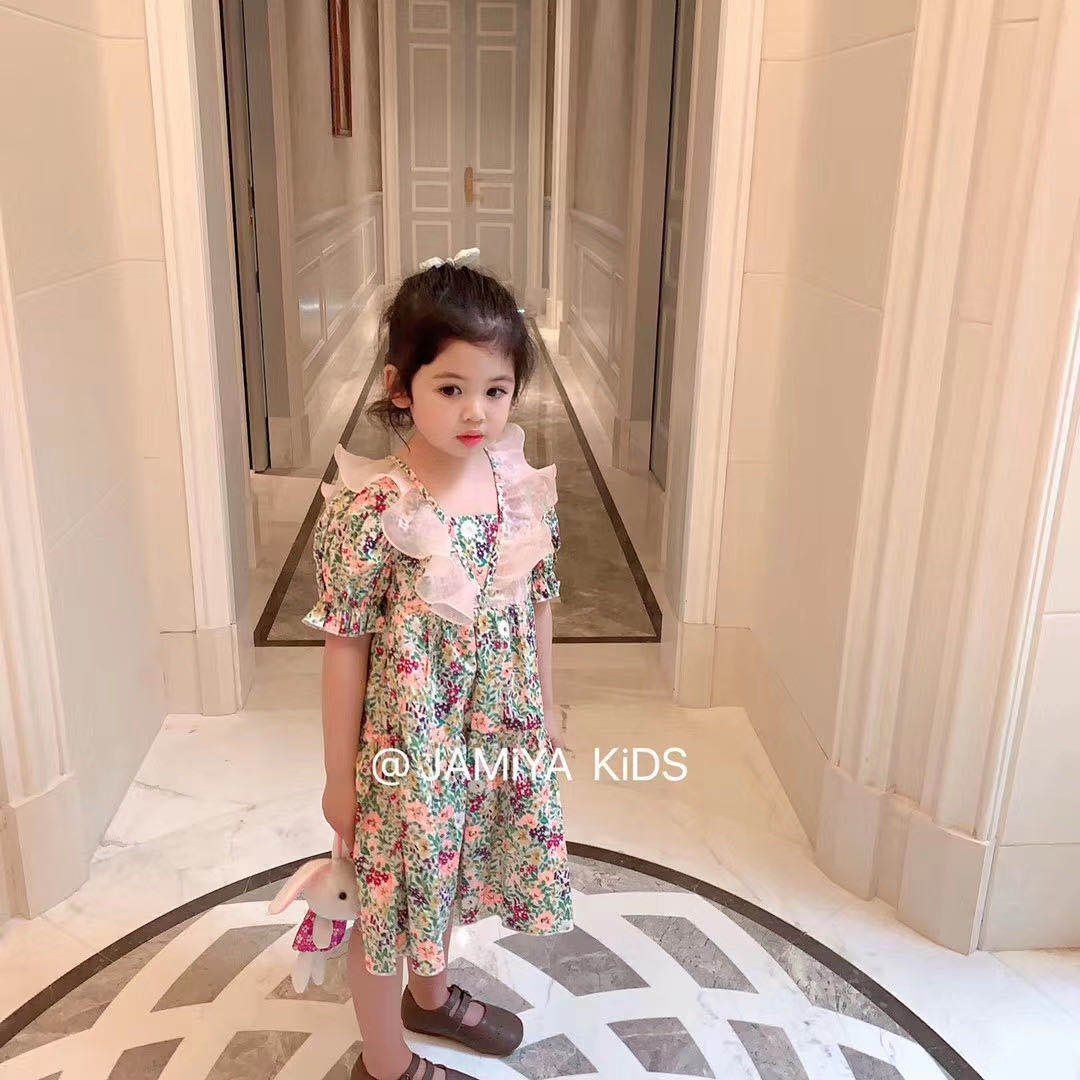 2020年夏季新款 韩国品牌女童碎花连衣裙 雪纺露背蛋糕裙细节图
