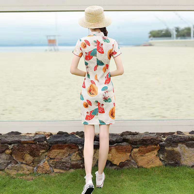 女旗袍细节图