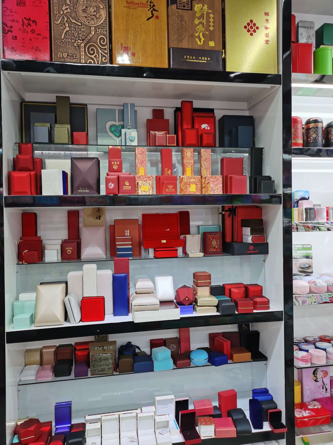 High-end jewelry box Specification image