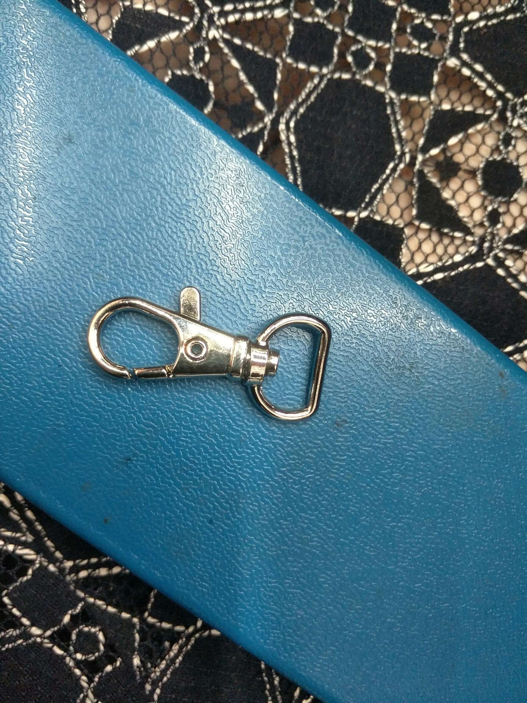 箱包配件，钥匙扣男士腰挂金属钥匙扣创意汽车钥匙扣 时尚个性车钥匙扣