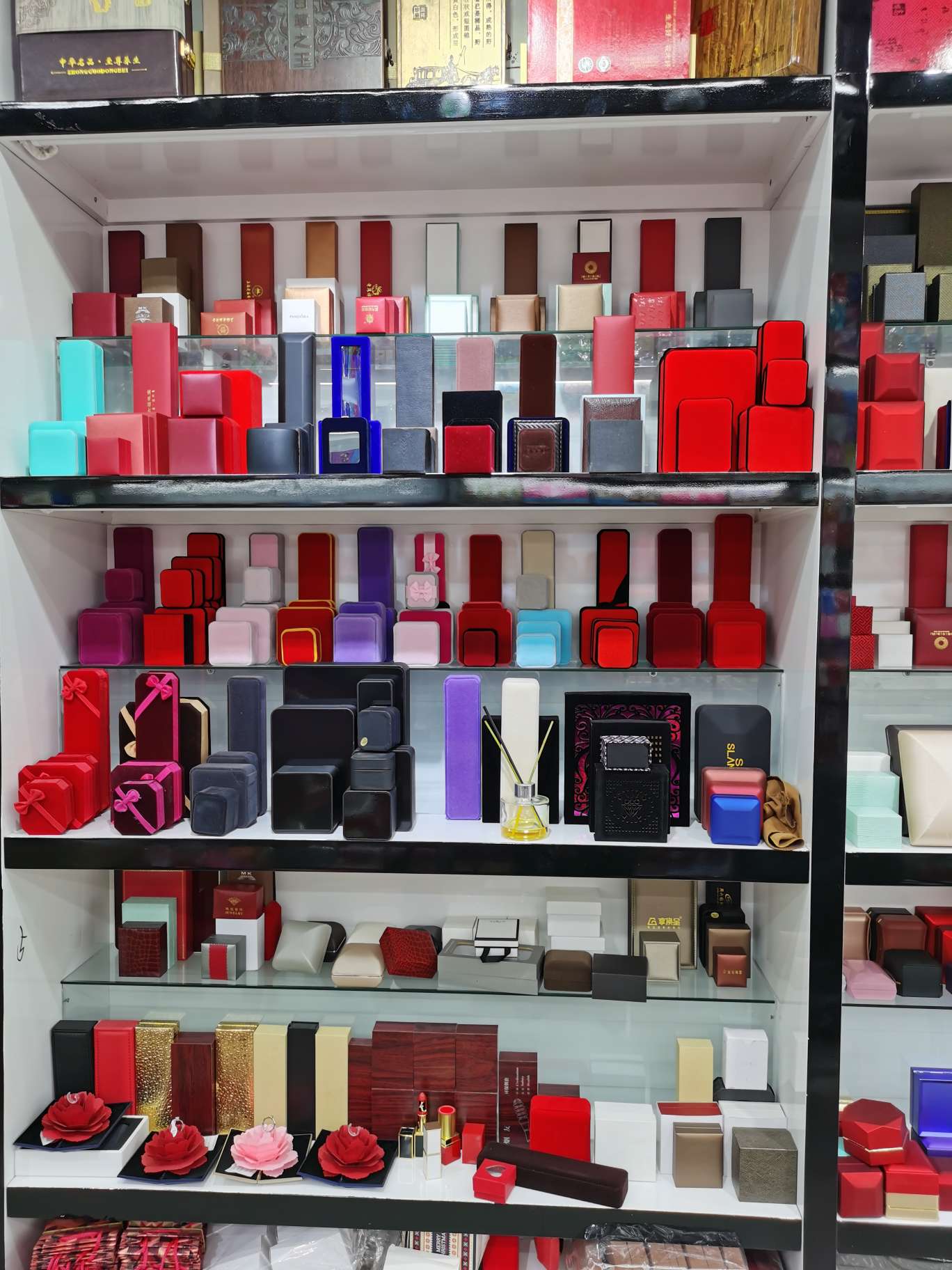 High-end jewelry box