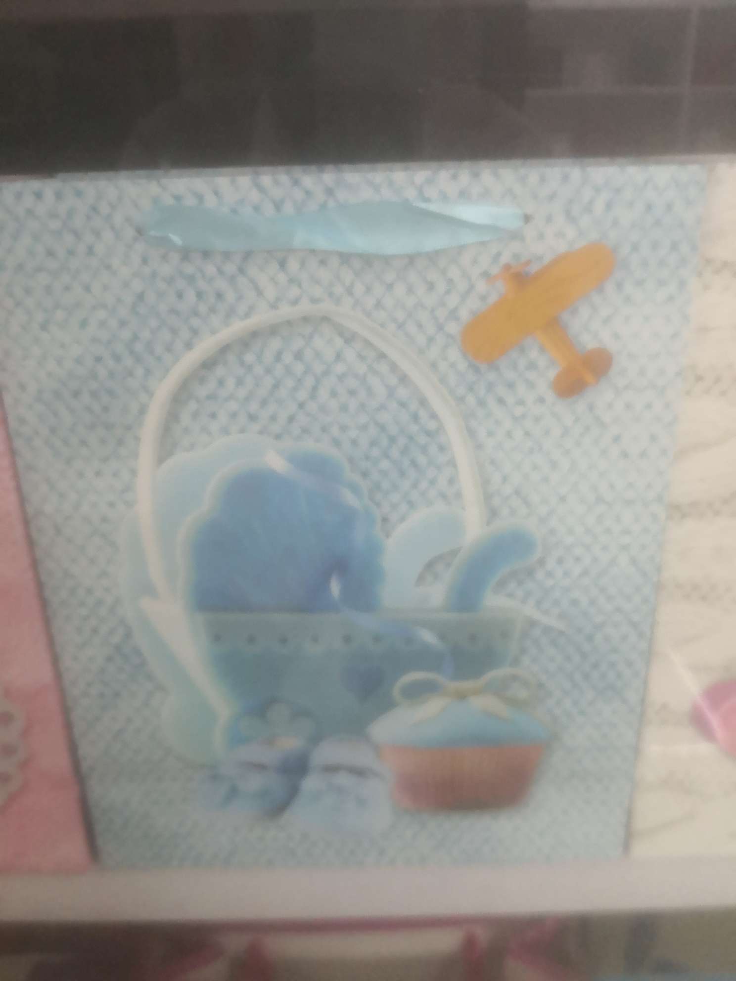 蓝色包装纸盒