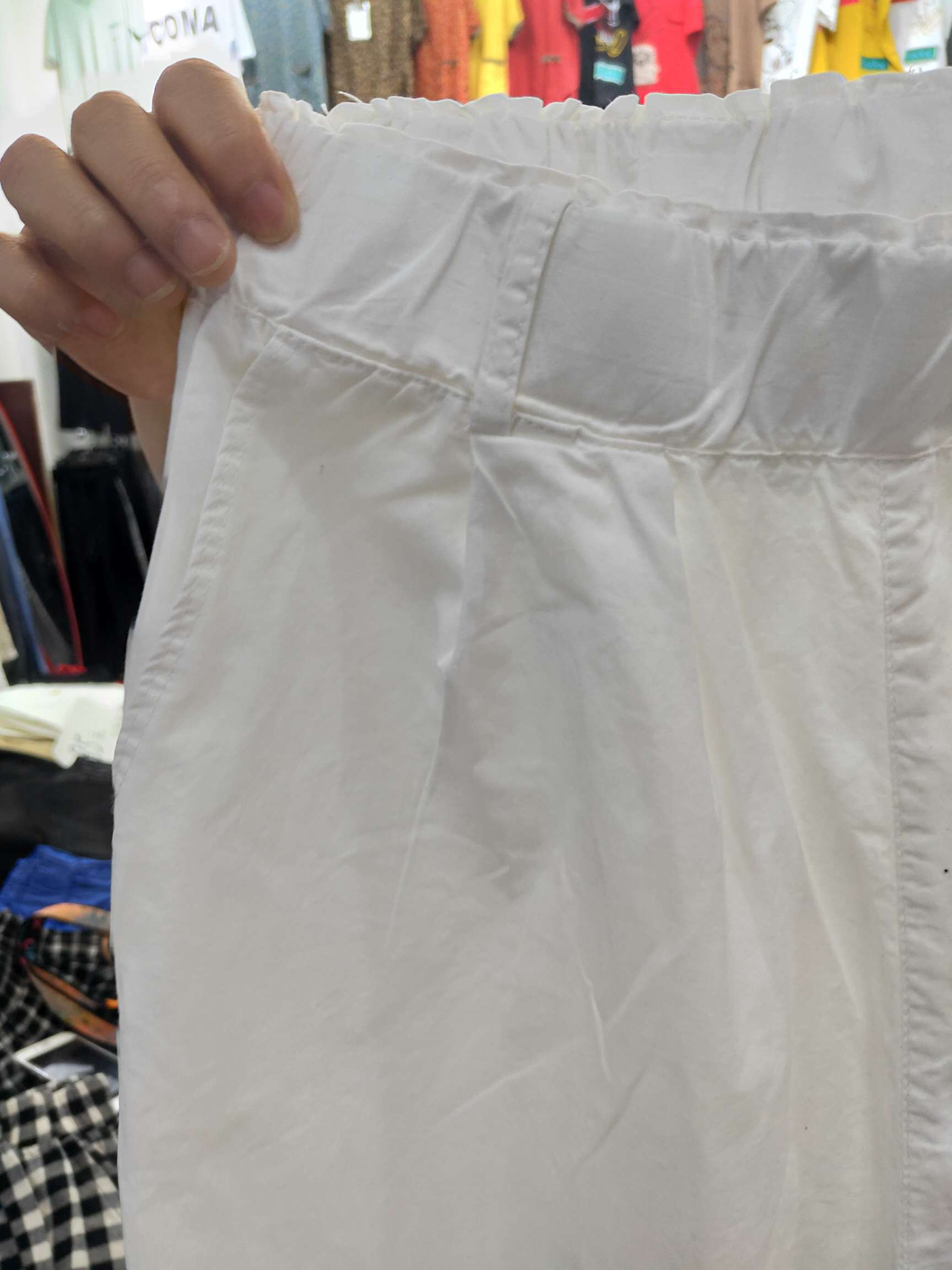 新款女裤白色口袋裤详情图3