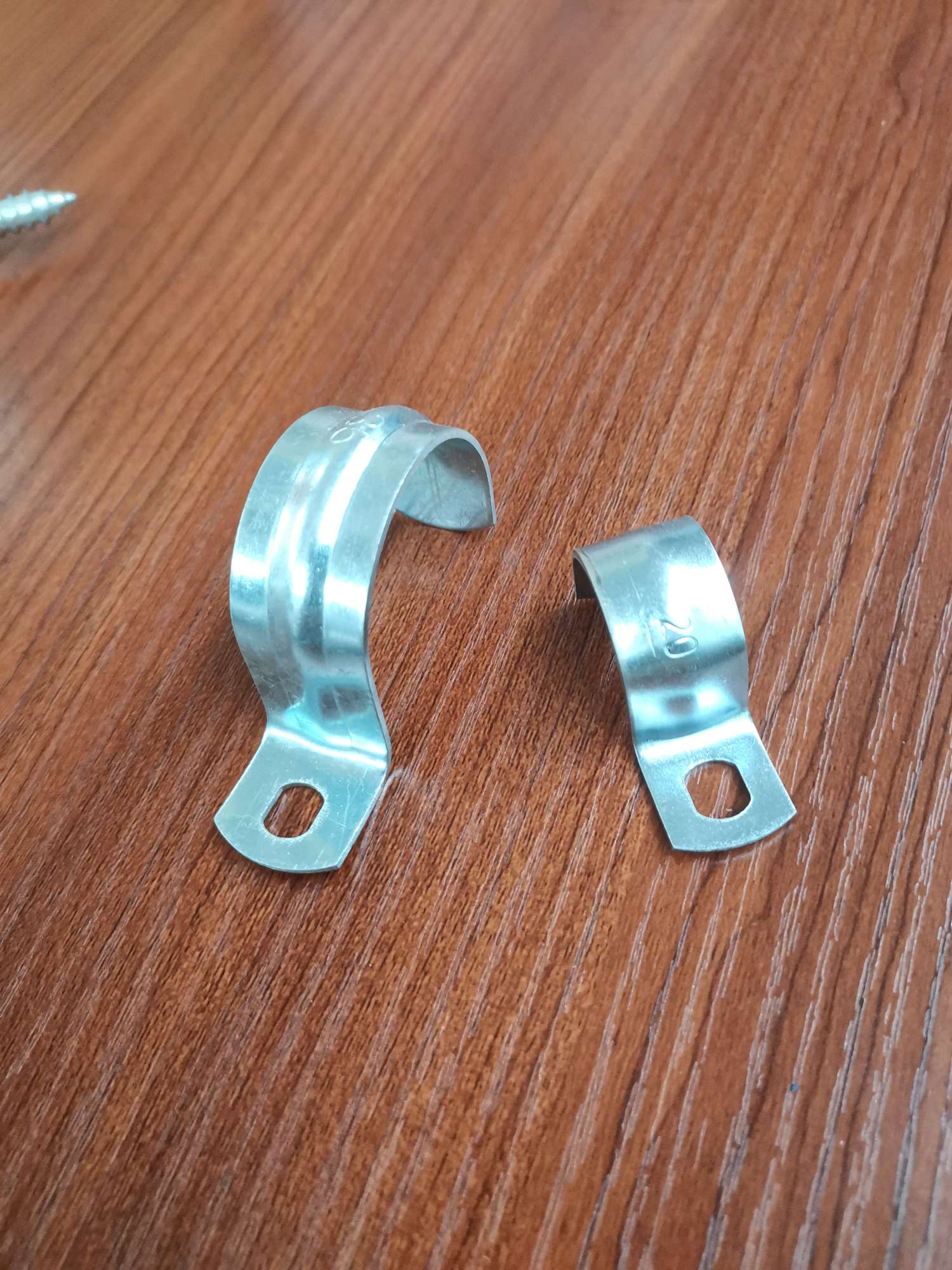 F-type pipe clamp (20) for bathroom details Picture