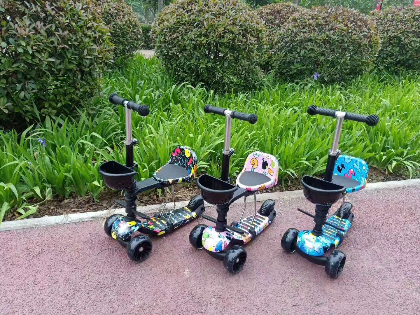 Children's skateboards with large seats in one full figure