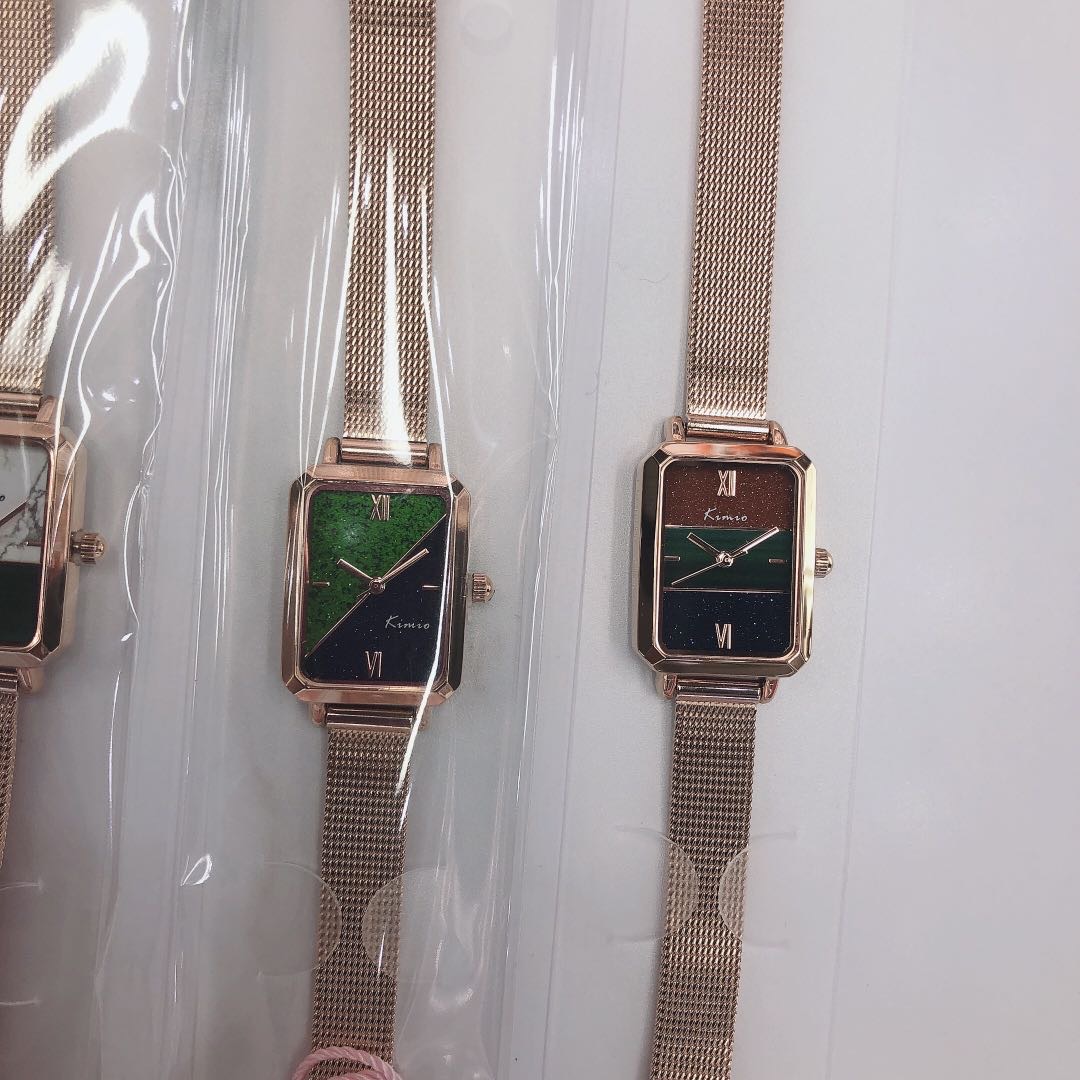 Yiwu buen reloj de mercancías mujeres ins harajuku cielo estrellado con diamantes cinturón de acero viento a prueba de agua estudiante de cuarzo reloj retro sen departamento detail image 1