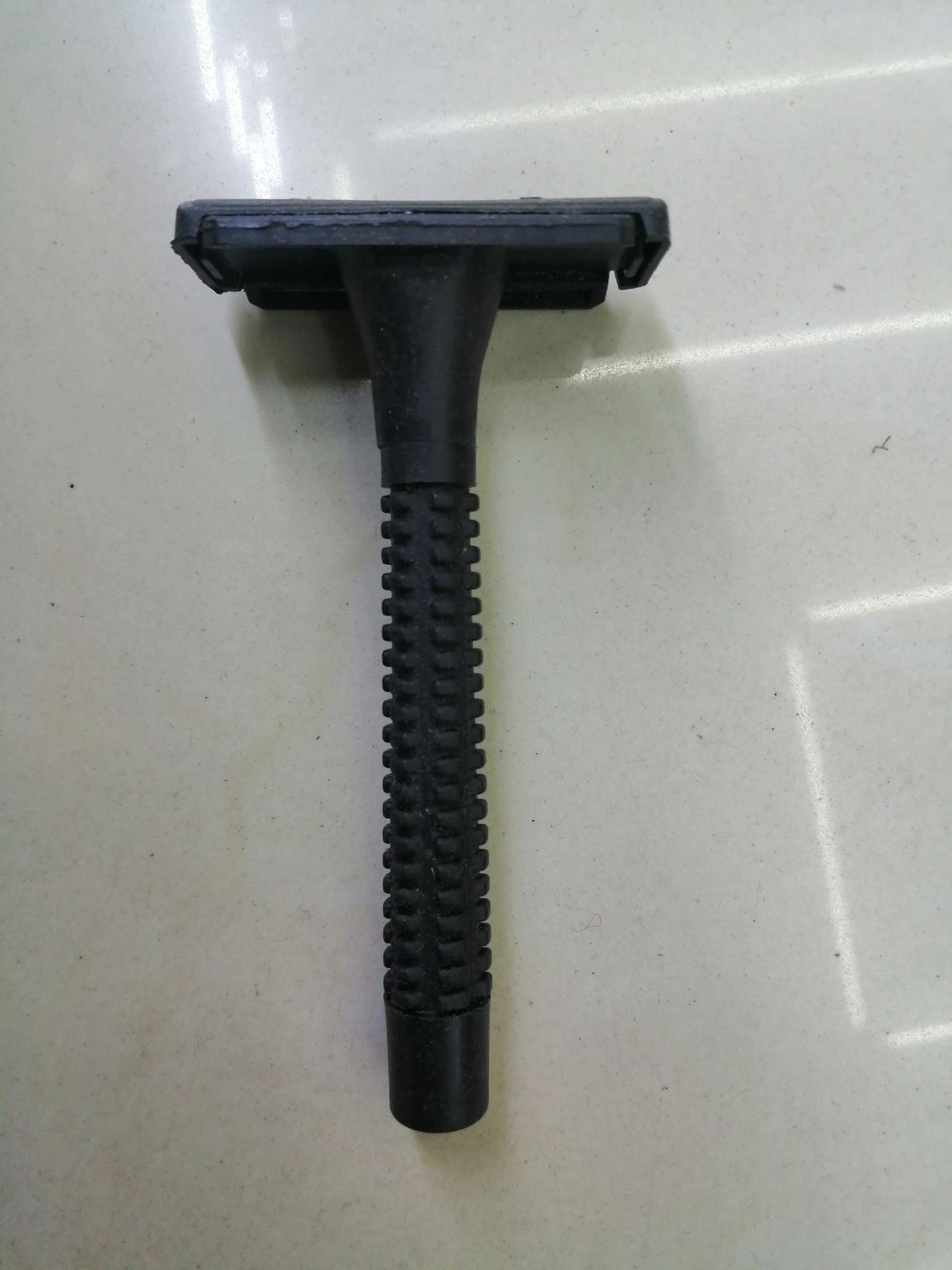 Razors Hand razors Old razors Men's razors Facial cleansers Hotel supplies disposable razors double-sided blades Replaceable shaves carry a plastic double-sided razor