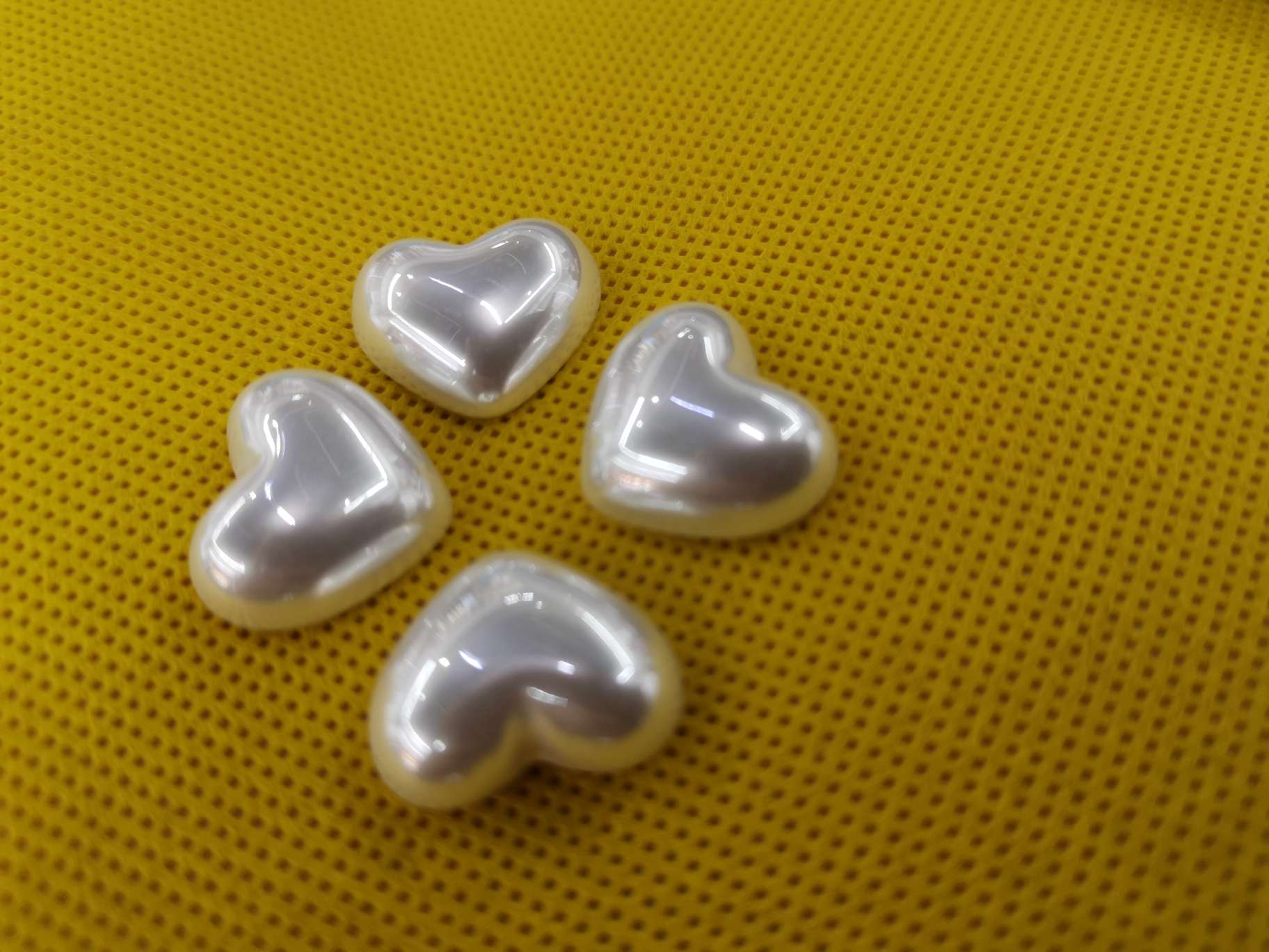 20 Heart-shaped shell pearl thumbnail