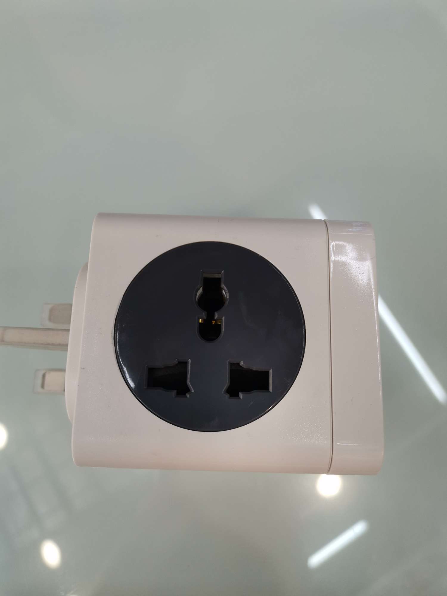 Adapter plug