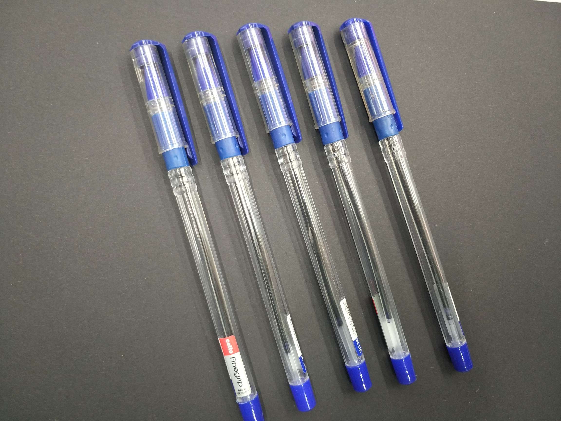 Black Red Blue Medium Oil Pen 0.5Mm Transparent Pen, Student Ballpoint Pen, Business Medium Oil Pen Application Scenario