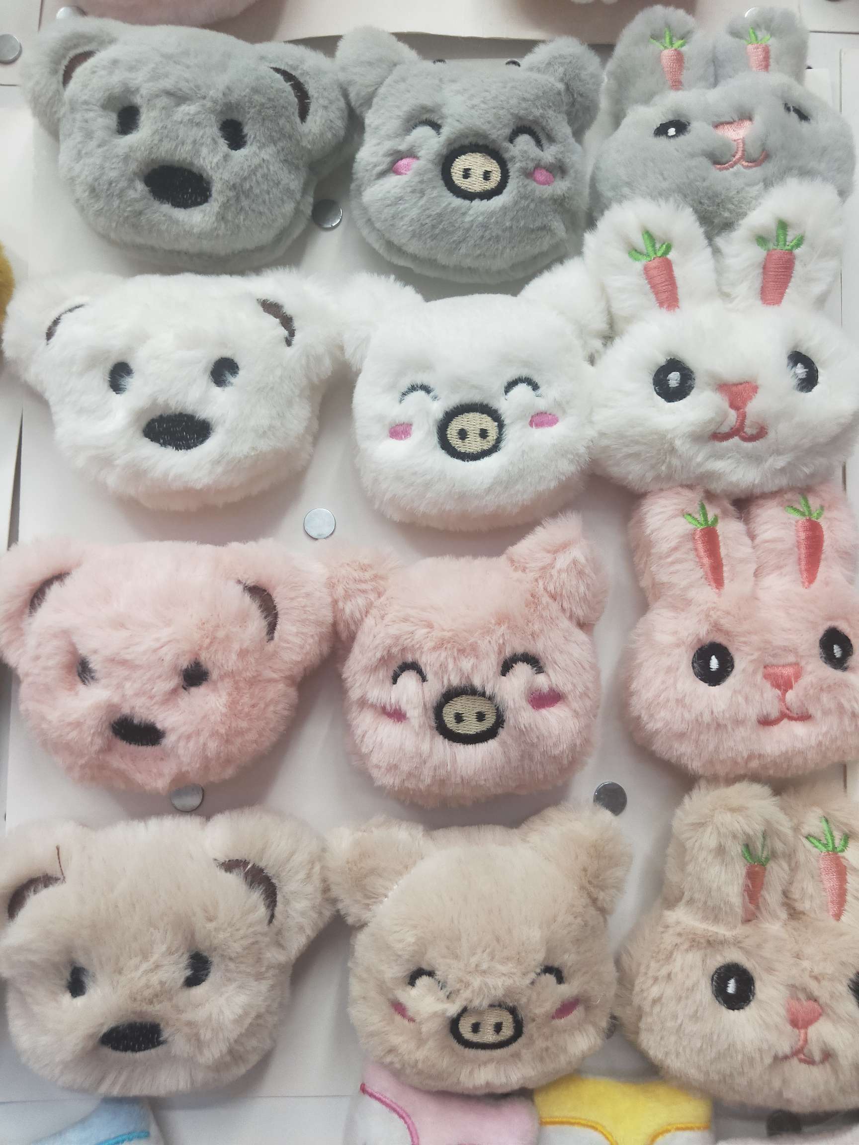 卡通配件毛毛猪兔熊流行网红发夹衣服鞋子帽子配件立体别针可爱2020新款