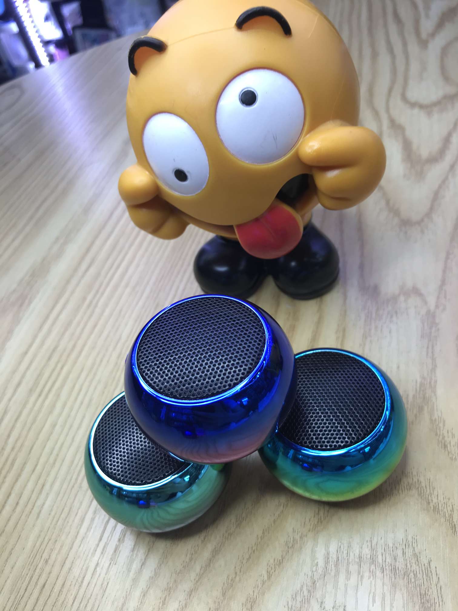 Bluetooth TWS paired stereo mini speaker undefined