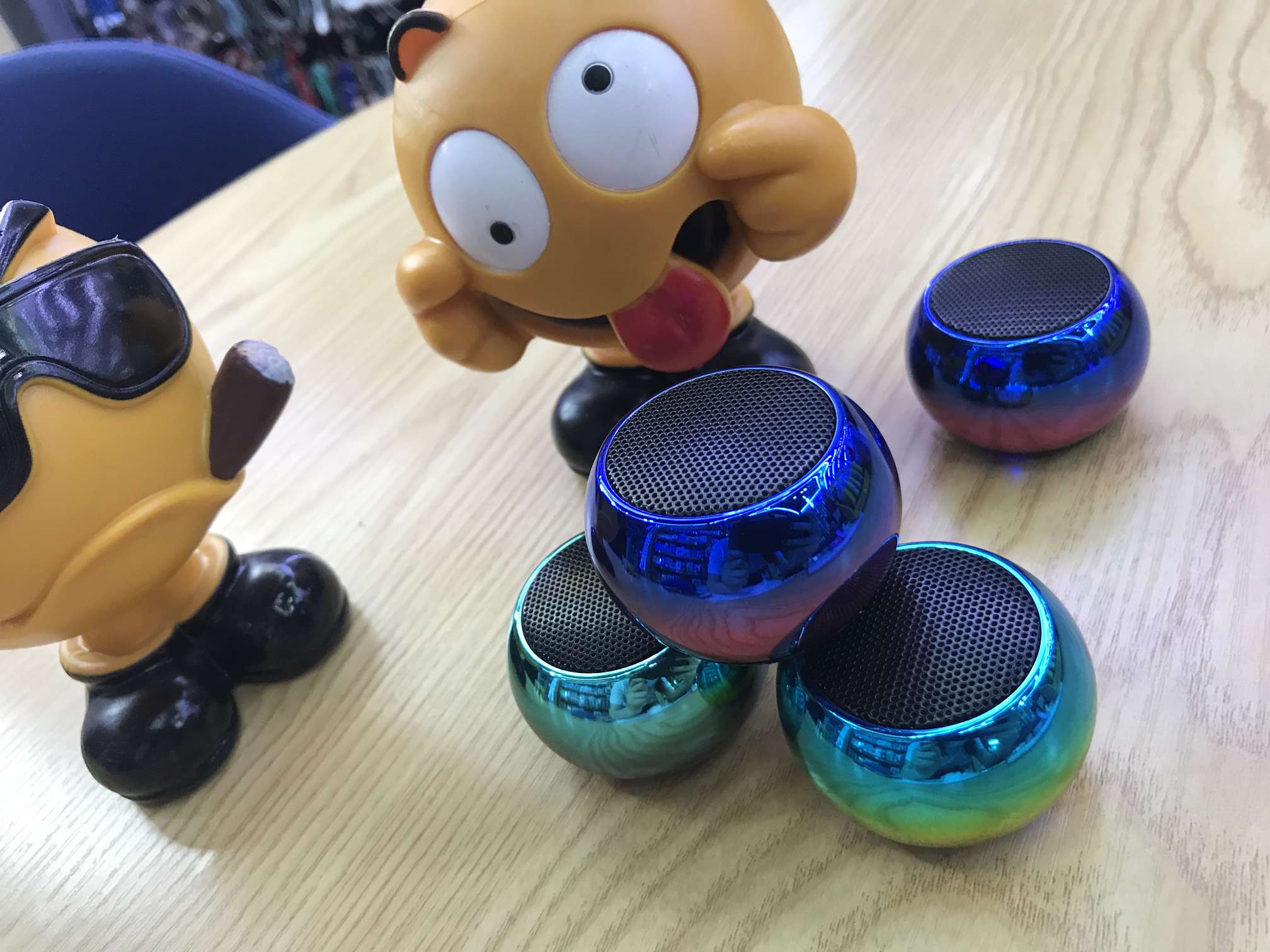 Bluetooth TWS paired stereo mini speaker undefined
