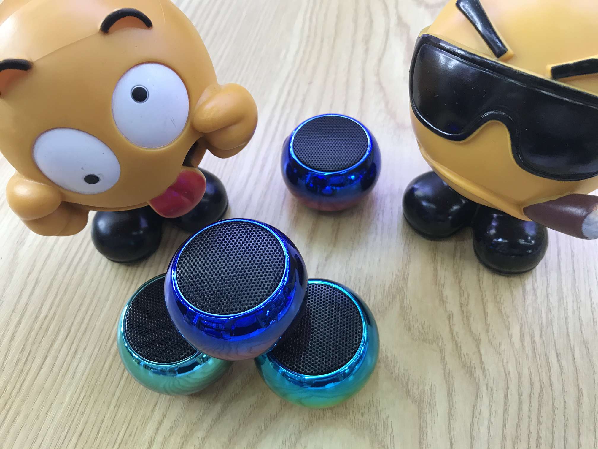 Bluetooth TWS paired stereo mini speaker undefined
