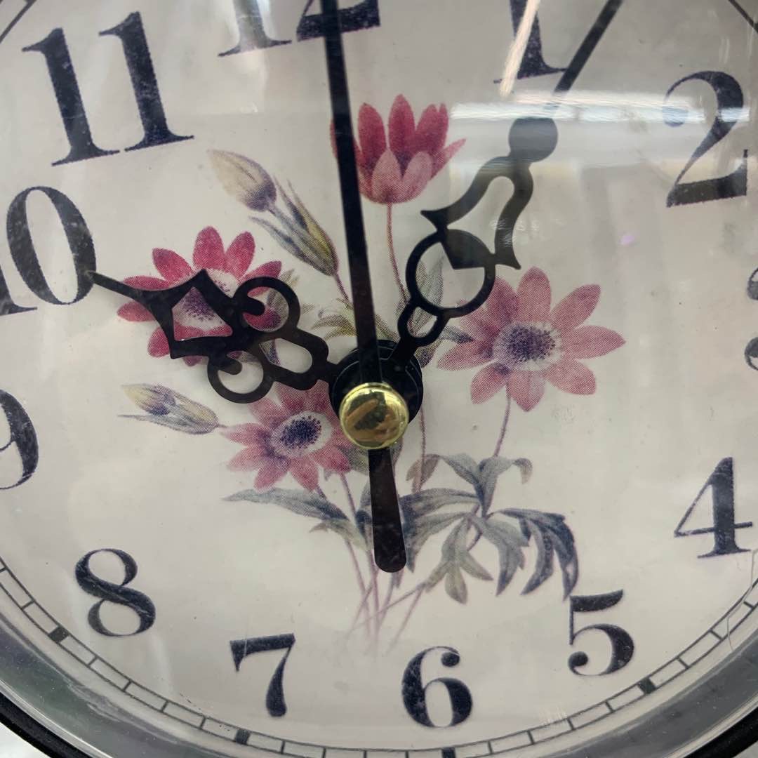 Yiwu quality black printed clocks, clock wall clocks, small wall clocks, living room hanging decorations, electronic wall clocks, black detail image 3