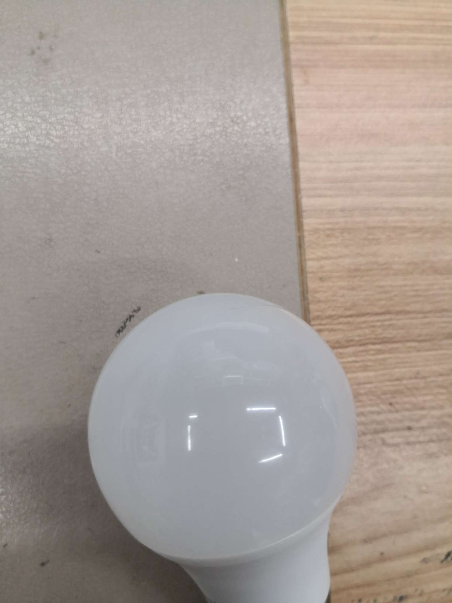 9-watt bulb lamp details Picture