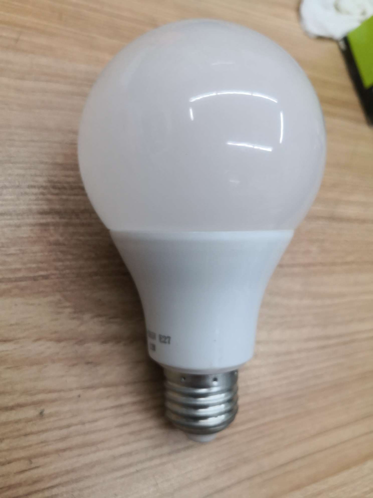 12-watt bulb lamp