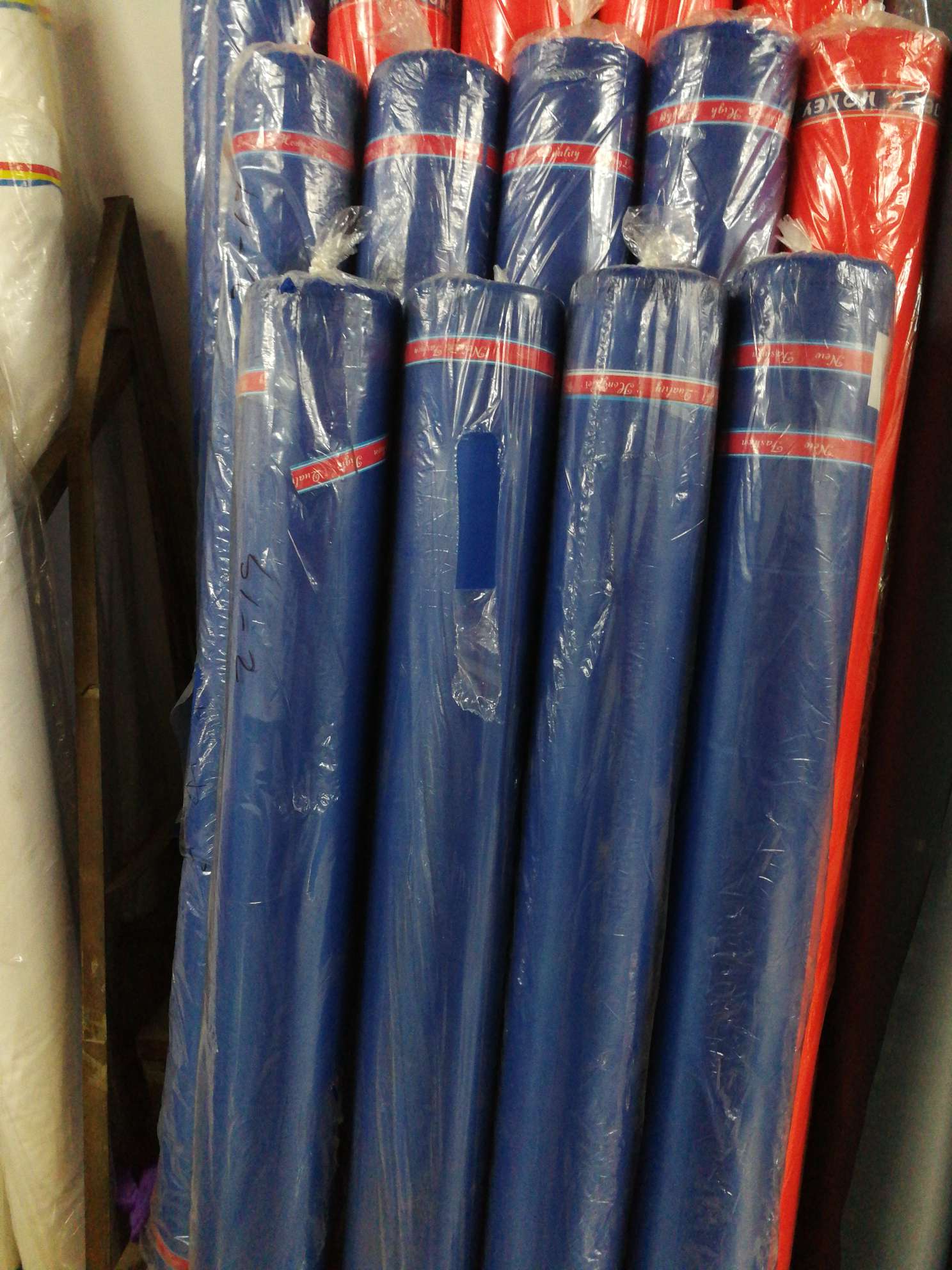 Factory direct sales of leather luggage lining materials Specification image