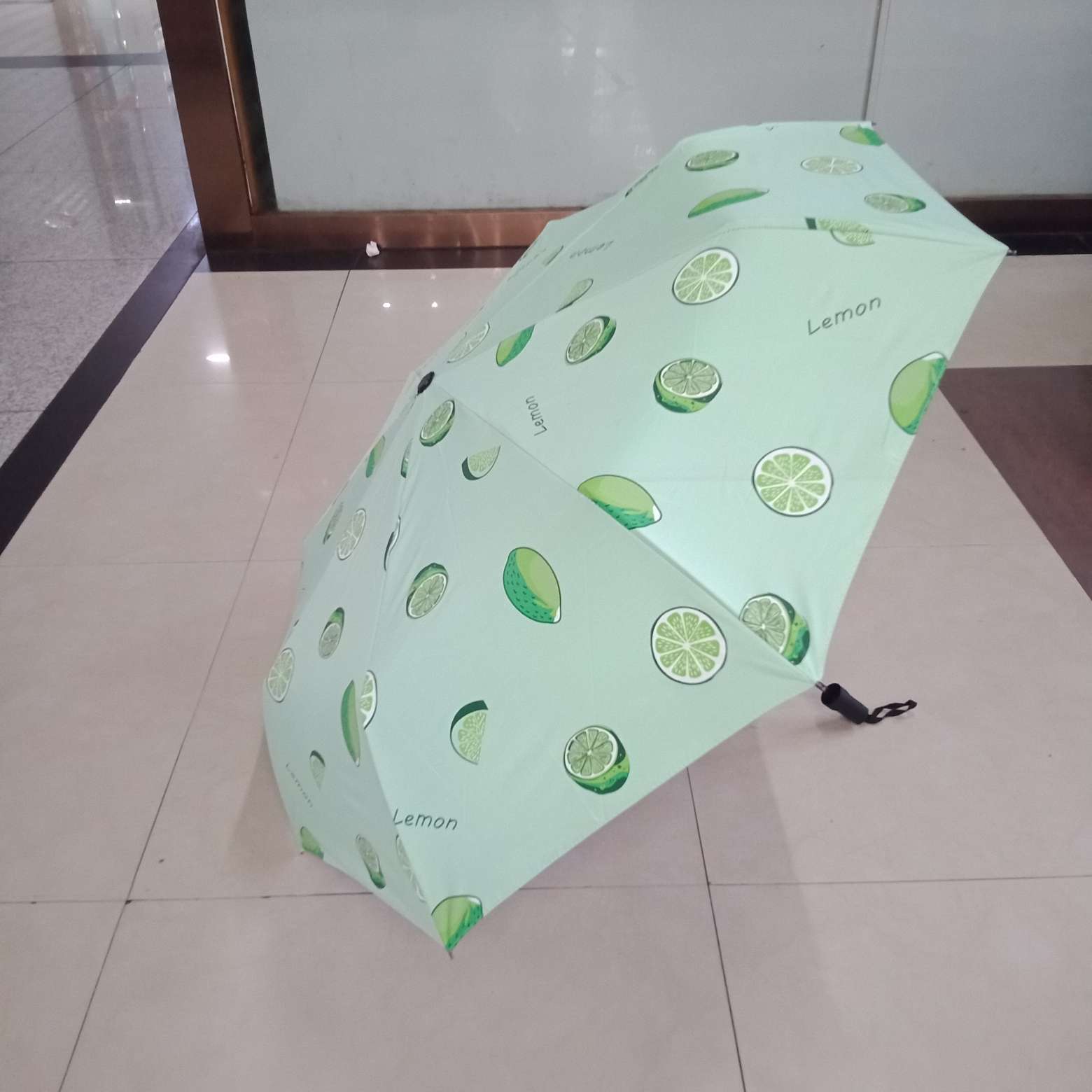 8股4节杆女式新款黑胶水果伞详情图6