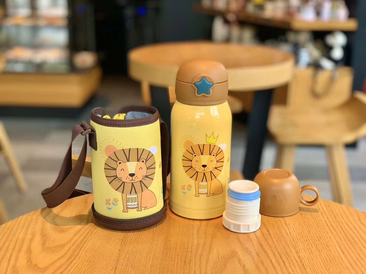 Yiwu Good product Name: Children's pot with strap, insulated cup Application Scenario