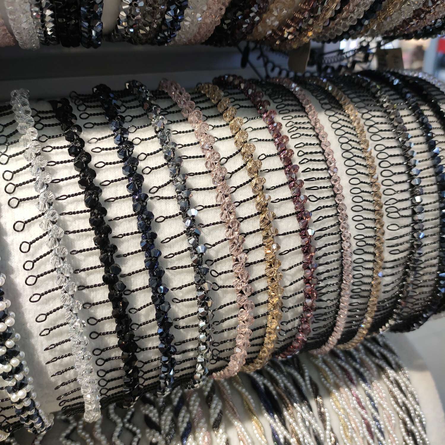 创意饰品/头饰/发箍/头绳/兔毛头绳产品图