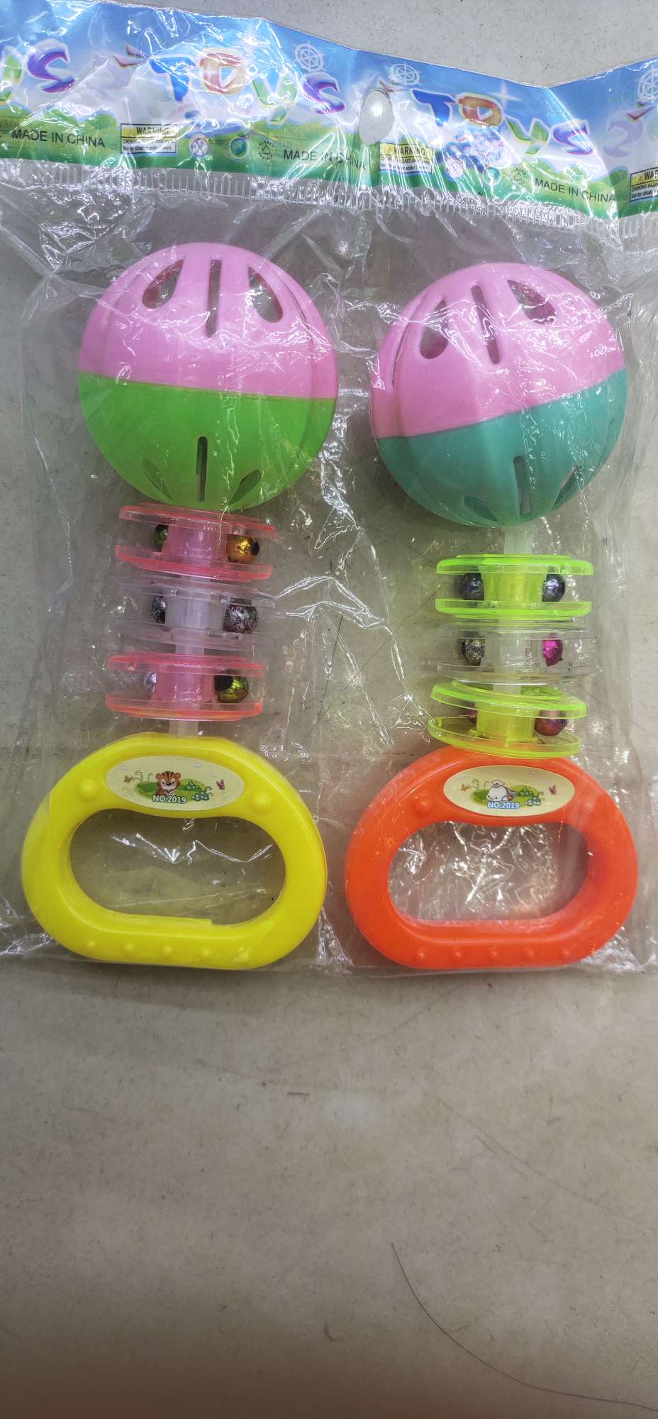Shake the ling toys