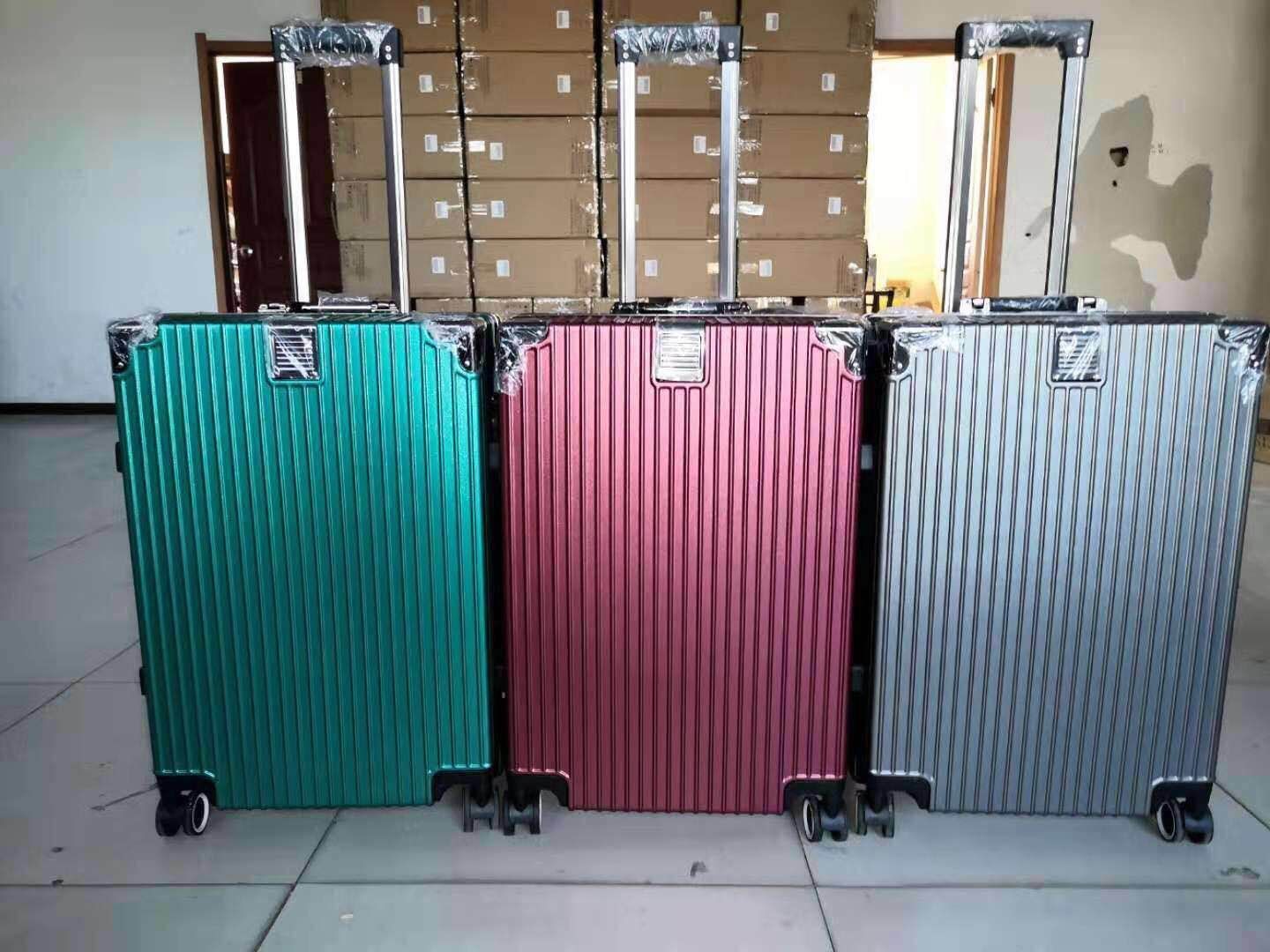 新款PC旅行箱