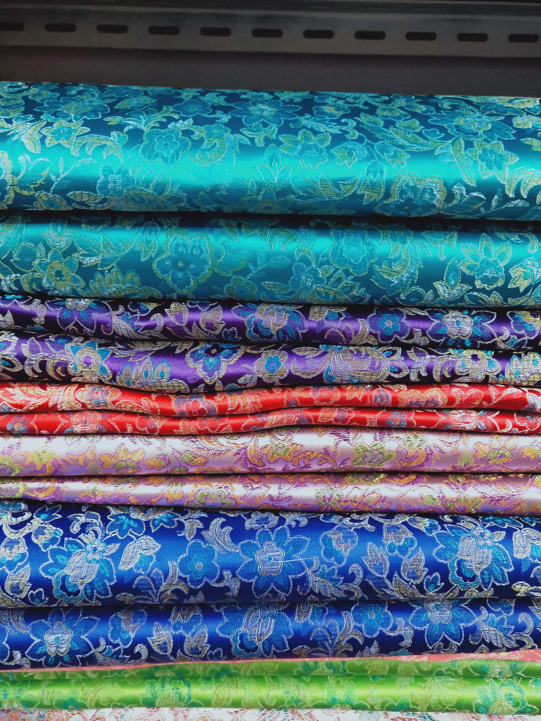 Silk fabric is used to make gift packaging and festive items