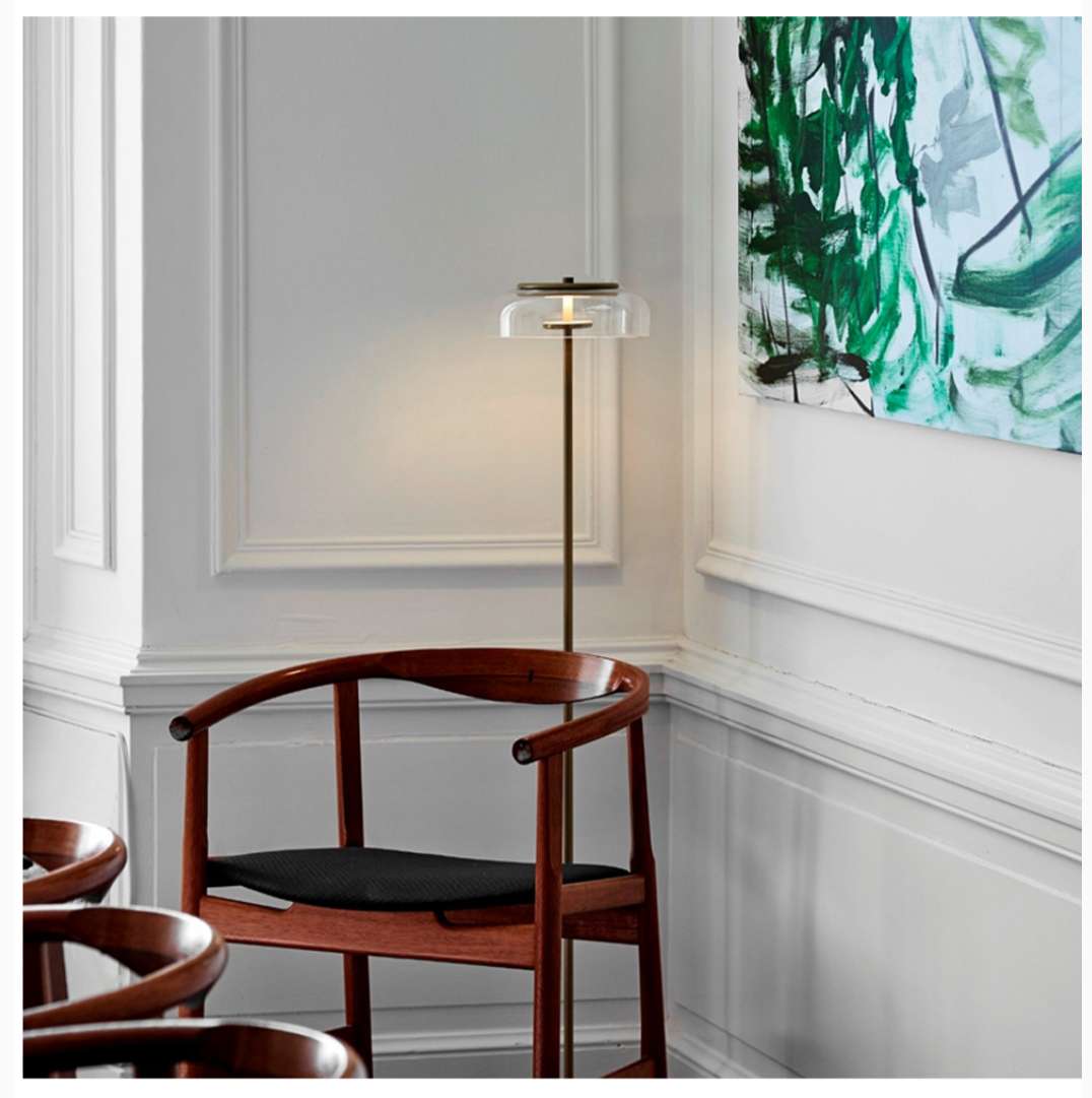 Postmodern floor lamp Application Scenario