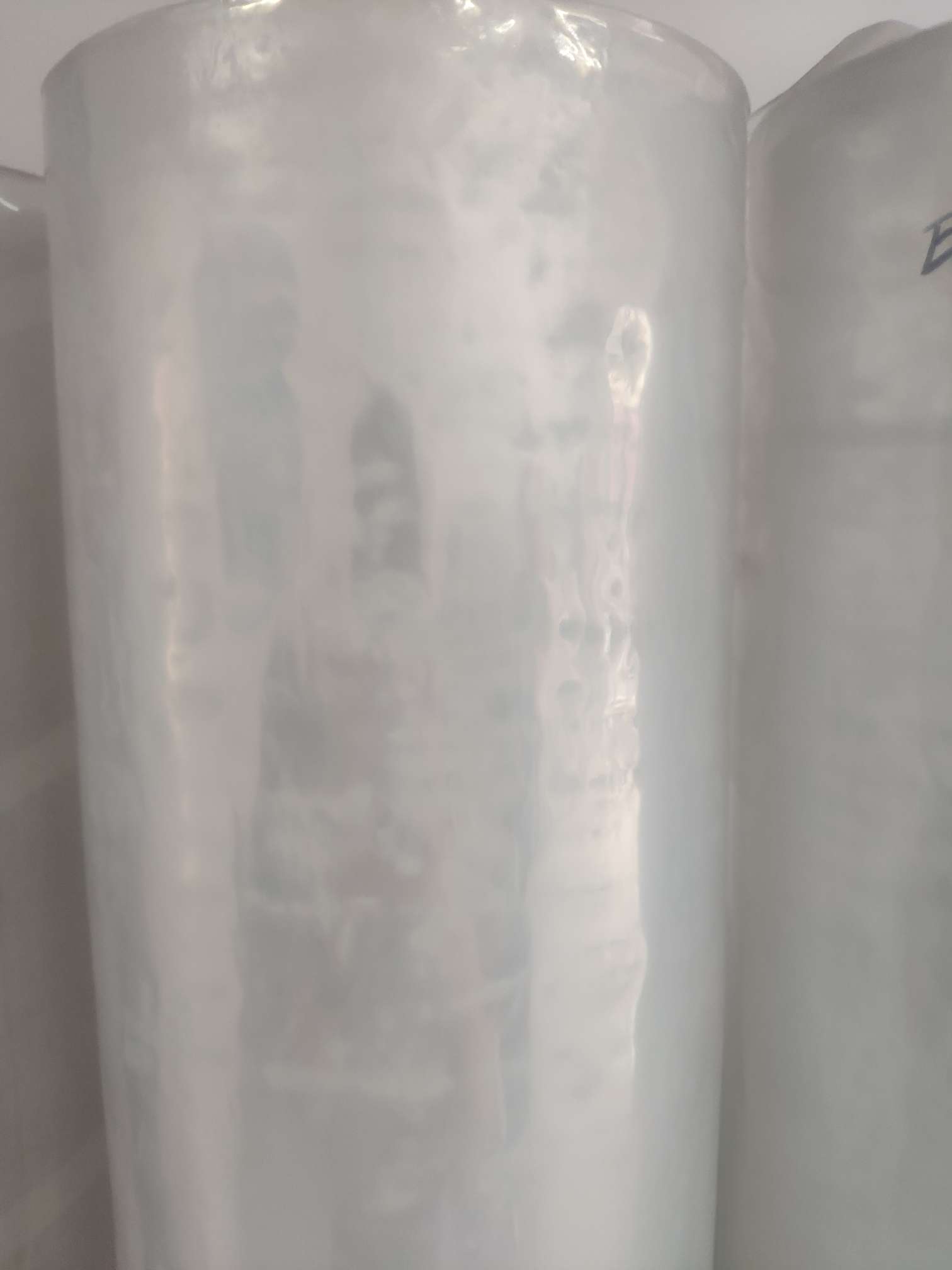 厂家直销热销新款     大量现货高中低档箱包沙发鞋材其他皮革01