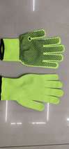 厂家直销防护工作手套10针点胶耐磨 防滑 荧光绿尼龙PVC点胶手套