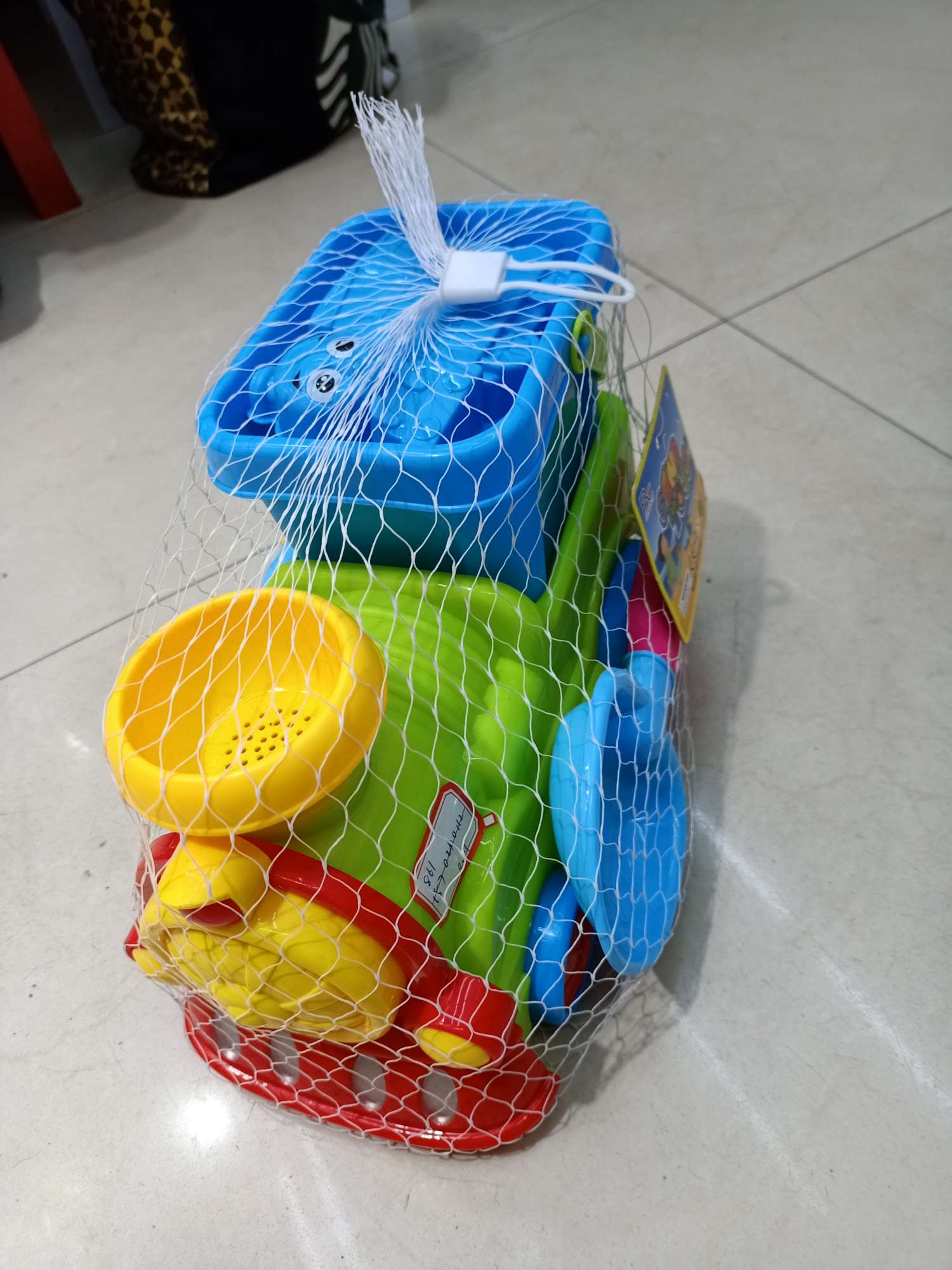 沙滩玩具火车产品图