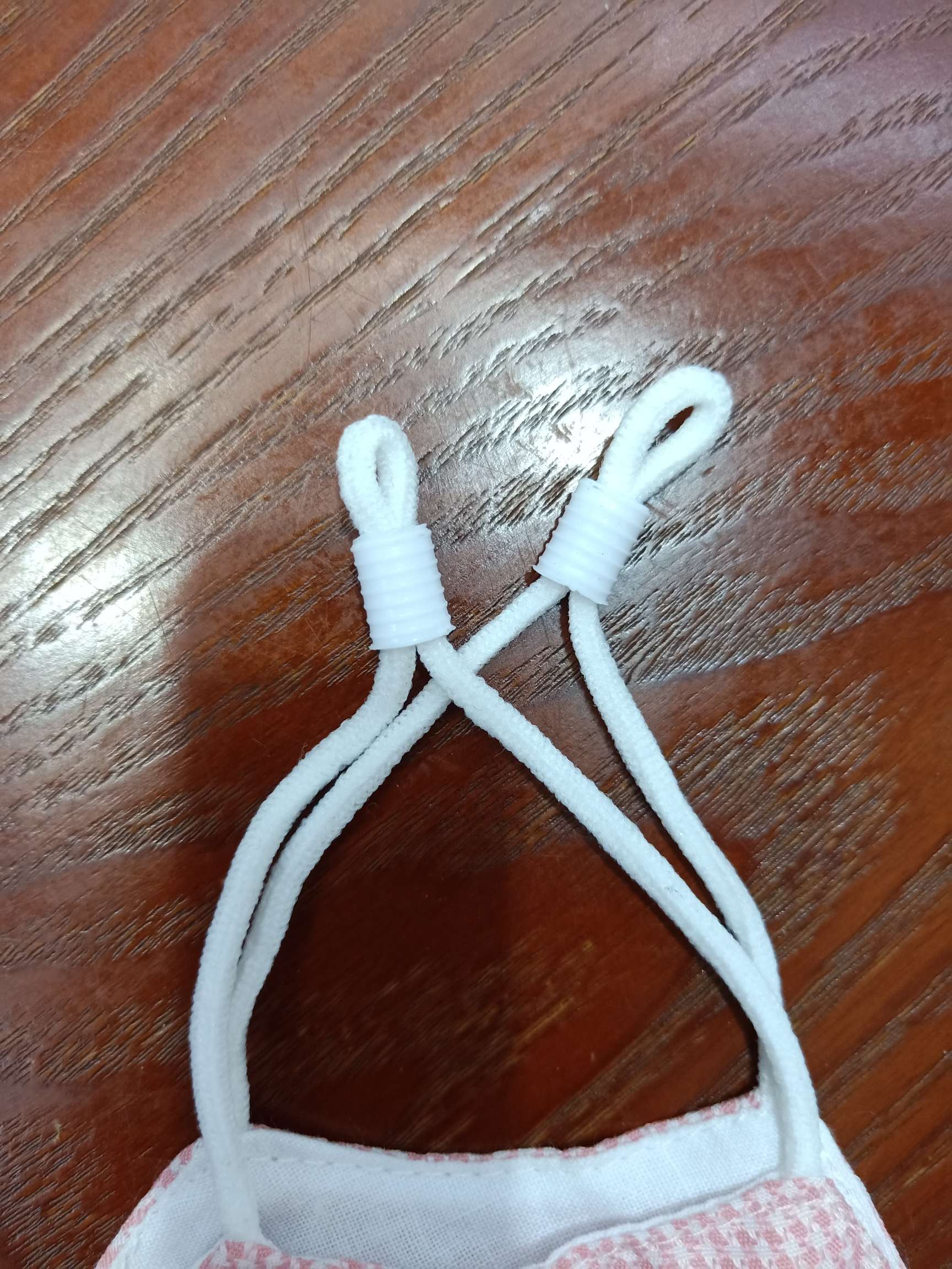 防尘口罩实物图