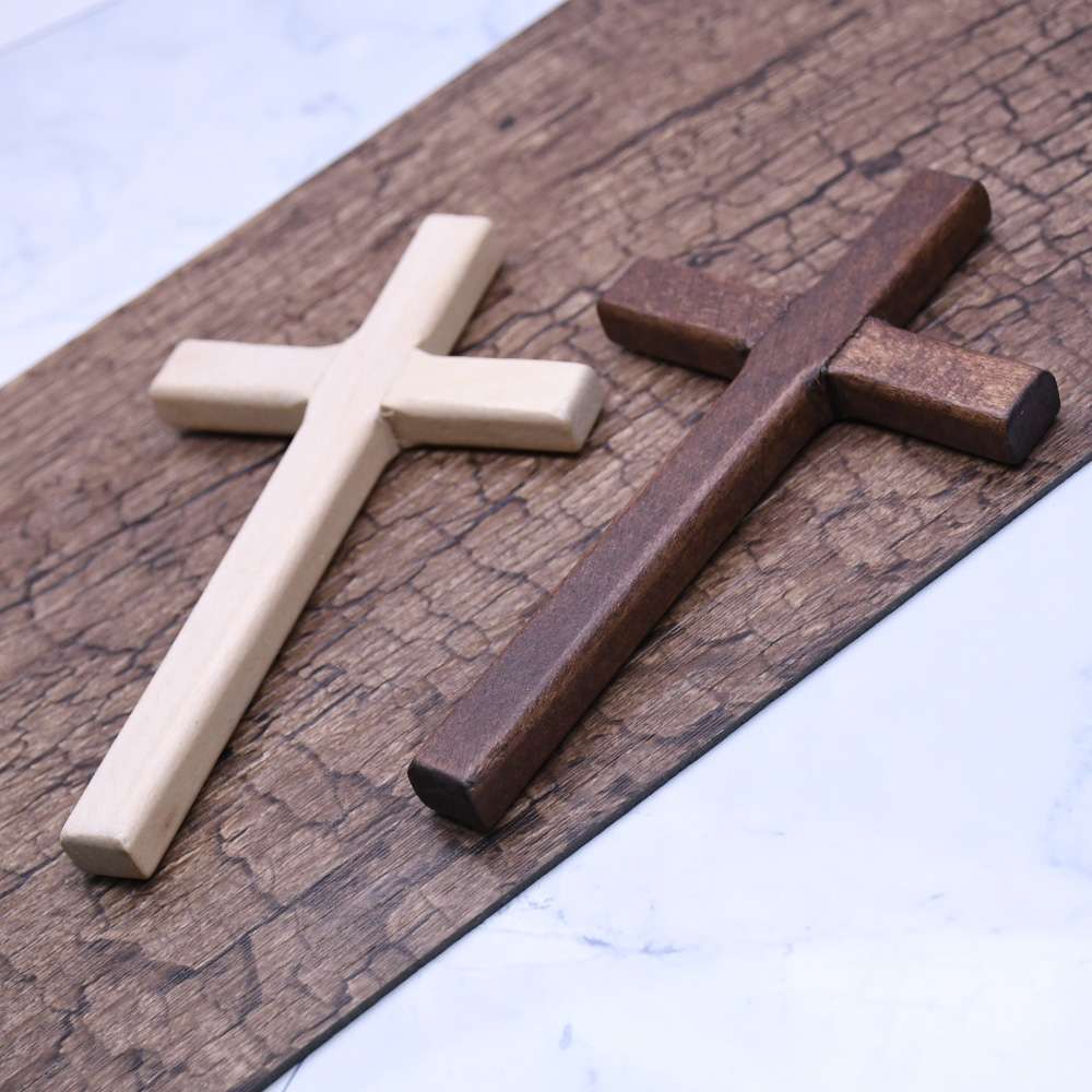 A 12*7cm handcrafted wooden hand-held cross gift undefined