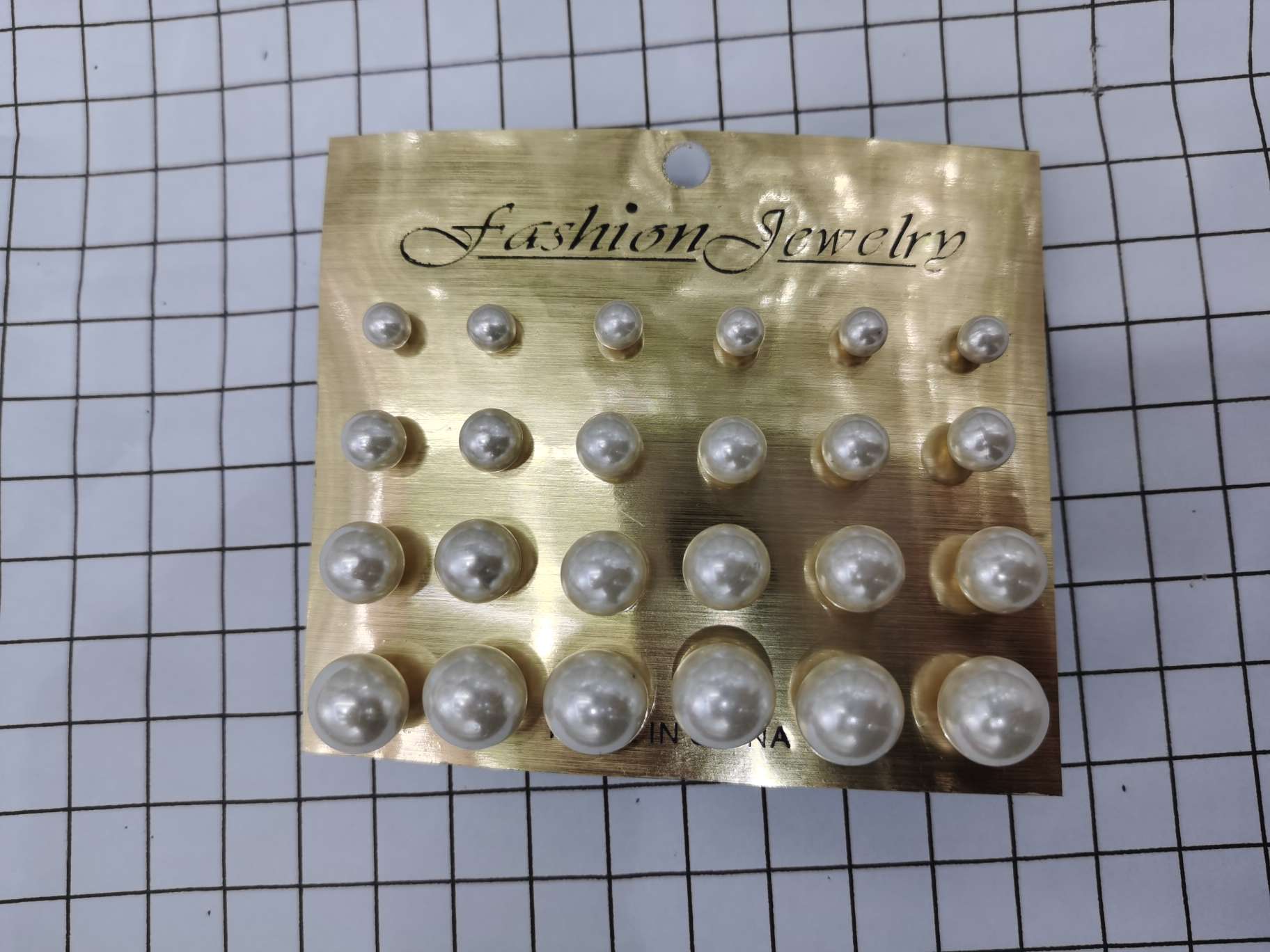 珍珠耳钉