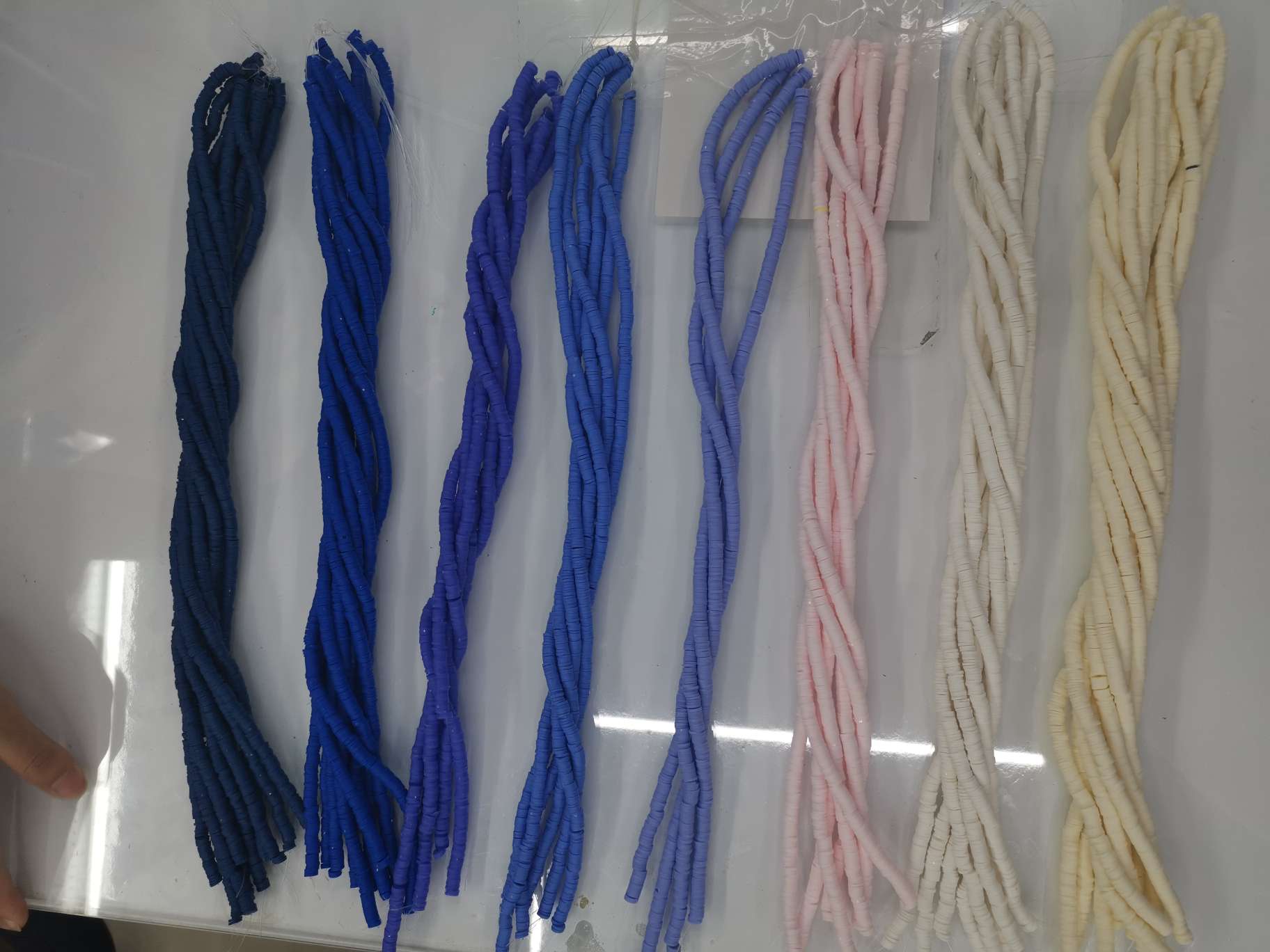 6 cm ceramic tube pieces, partition pieces, accessories bracelets, necklaces, earrings, shoes and clothing accessories undefined