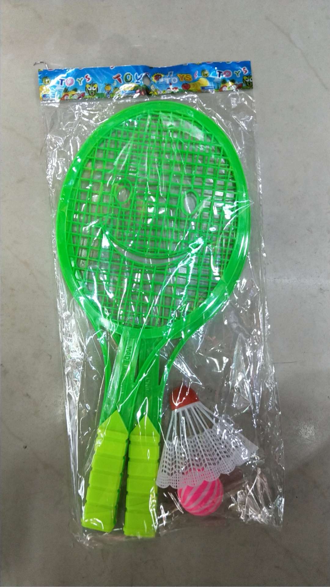The racket, thumbnail