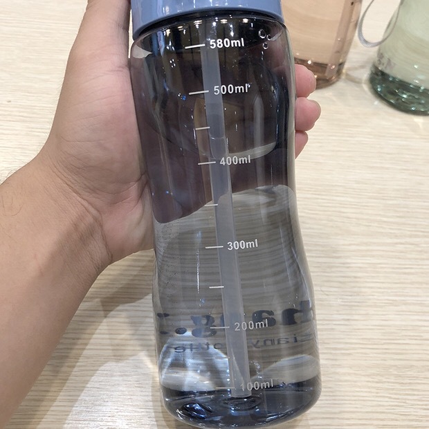 Yiwu Good Goods Sports Water-absorbing Cup 0720-493 Capacity 600ml Material PC Sealing Ring Silicone quantity 80pieces Volume 59.5*36*50 Volume 0.108 undefined
