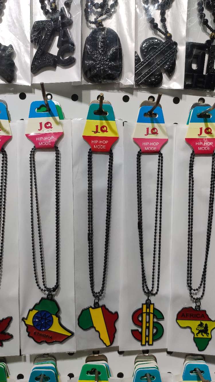 毛衣链精致典雅产品图