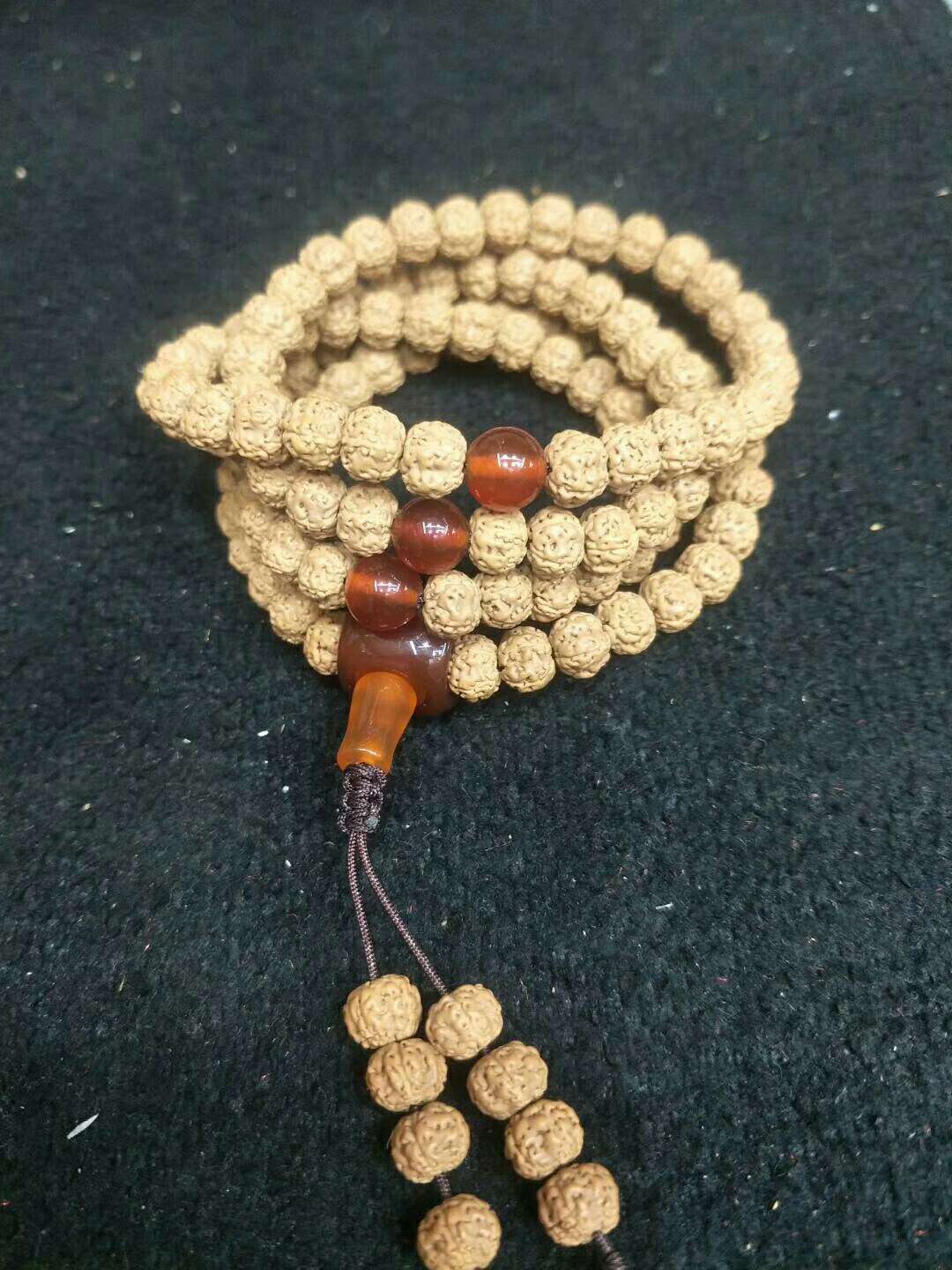 Vajra Bodhi and agate