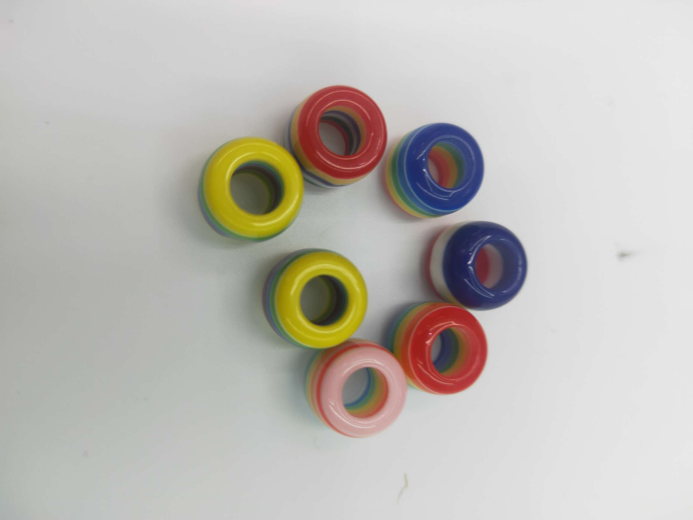 Manufacturers direct color bead resin accessories round accessories thumbnail