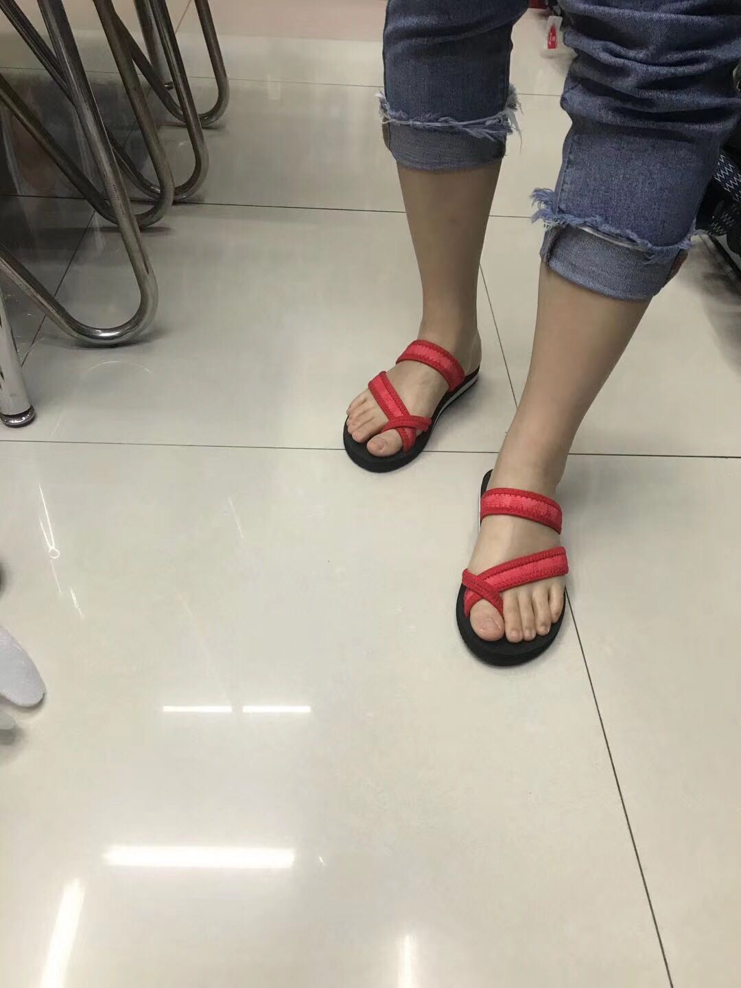 女士夹脚拖鞋产品图