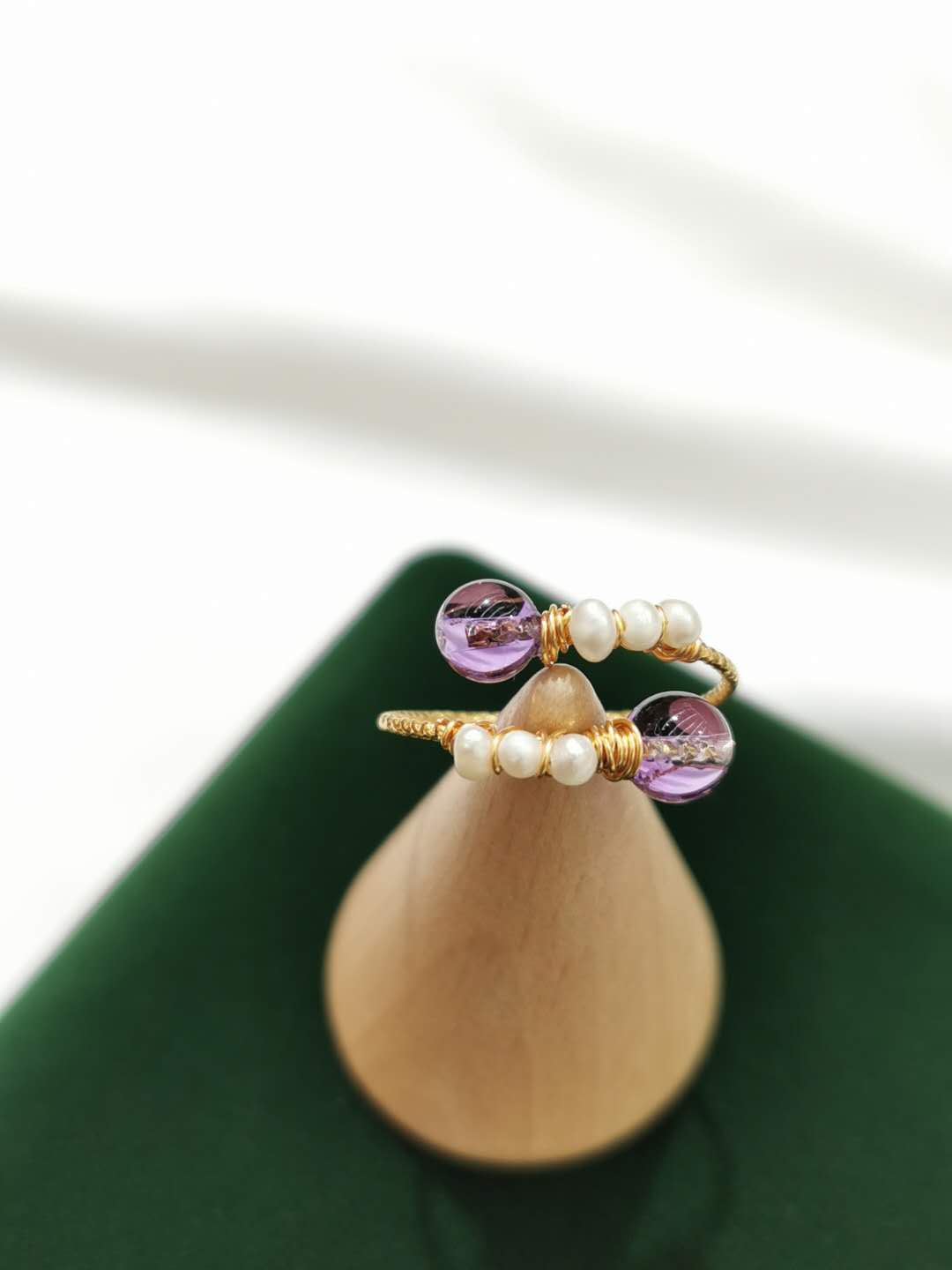 Original design handcrafted natural pearl fashionable and personalized ring Application Scenario