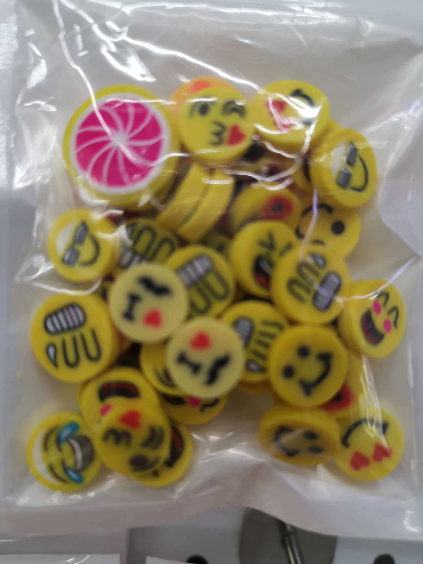 Accessories, soft pottery face slices, bracelets, necklaces to order Specification drawing