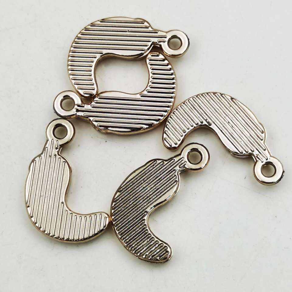 Exquisite chili pepper jewelry accessories details Picture