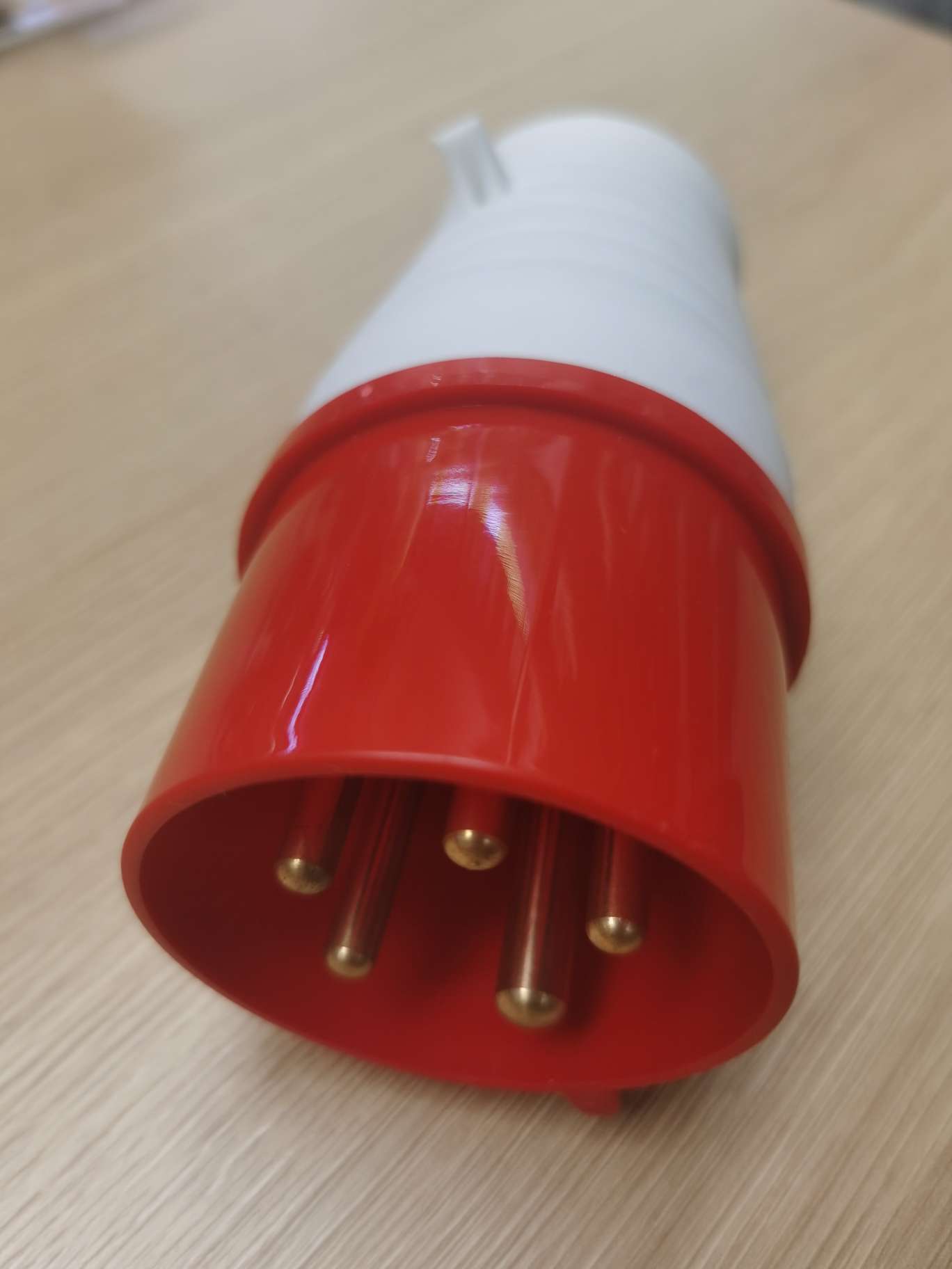 工业防水插