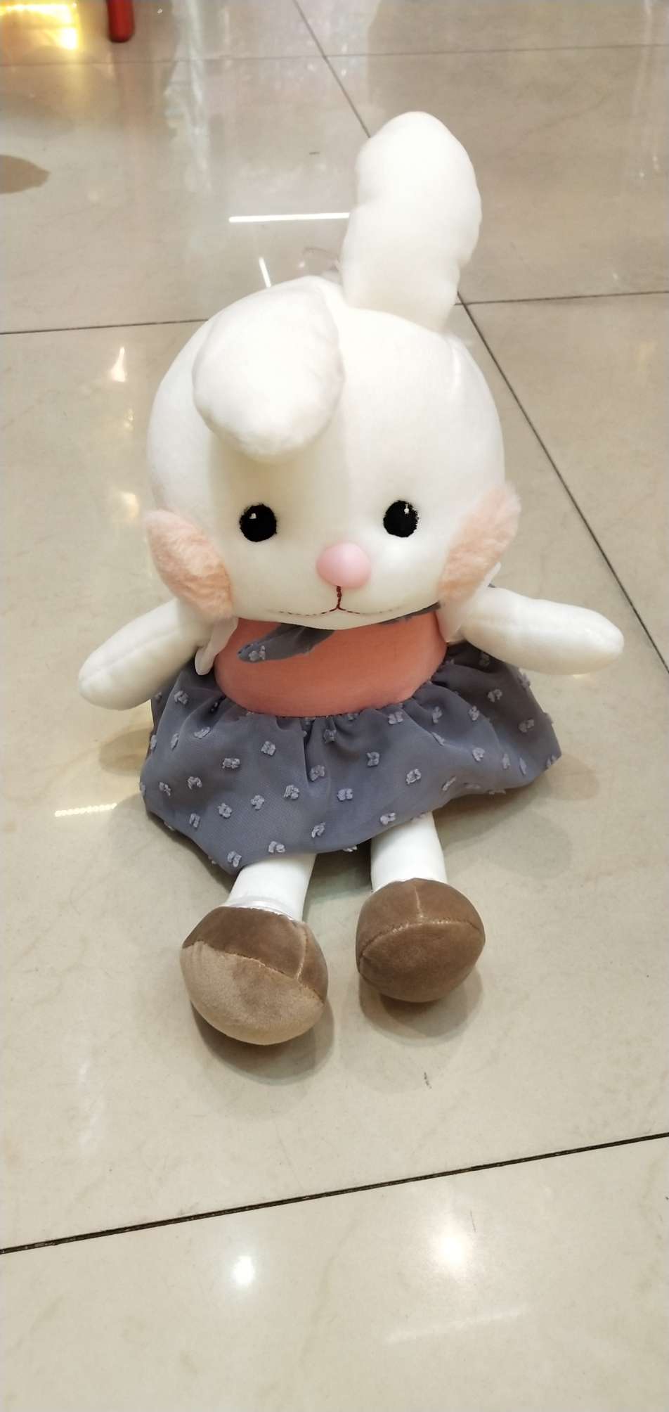 Wholesale of dress rabbit plush toys and claw machine figurines Specification image