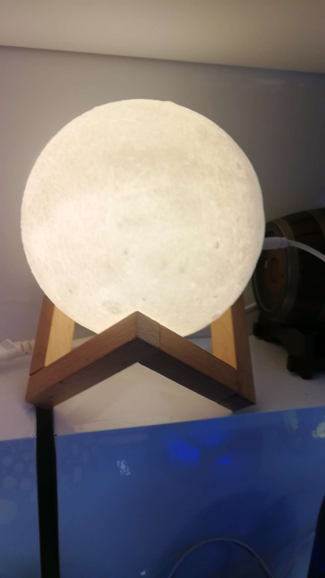 Moon lamp thumbnail