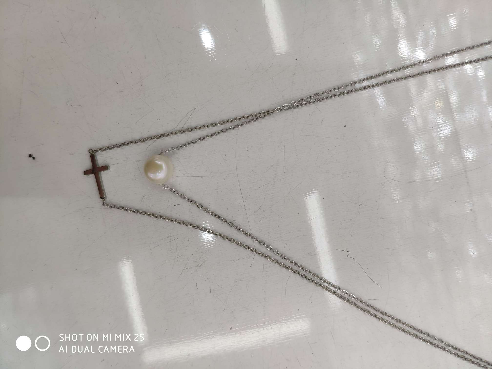Double-layered cross necklace