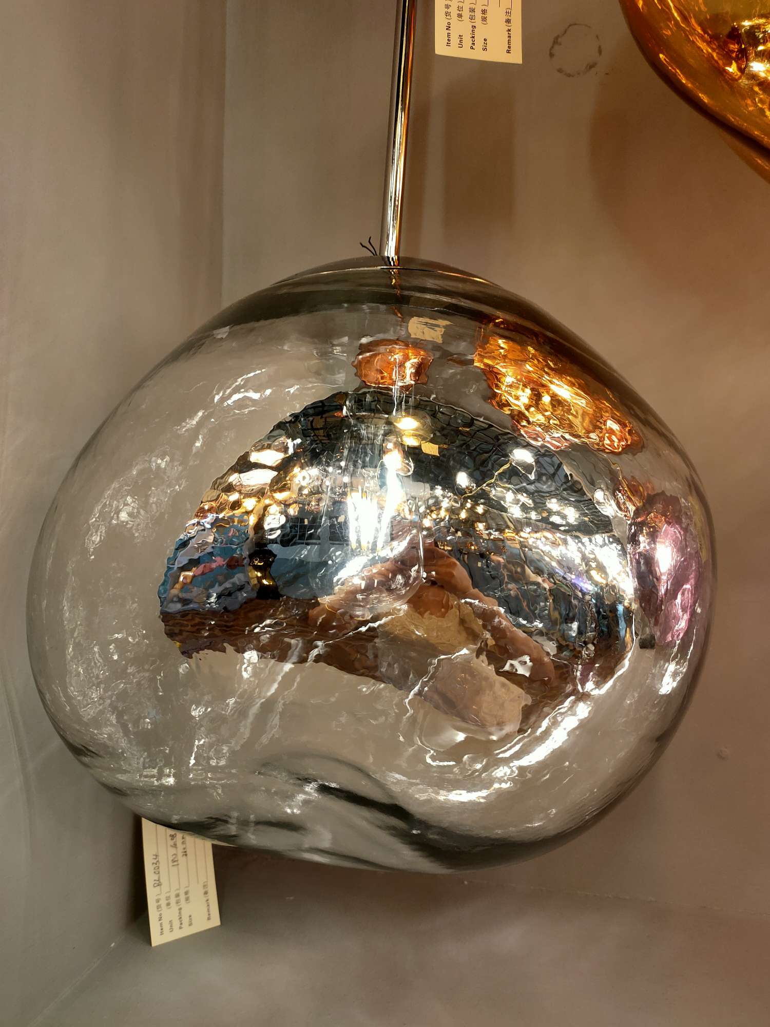 Decorative lighting fixtures, craft lighting fixtures, dining pendants, suitable for decorating stores, restaurants, bars, clothing stores! undefined